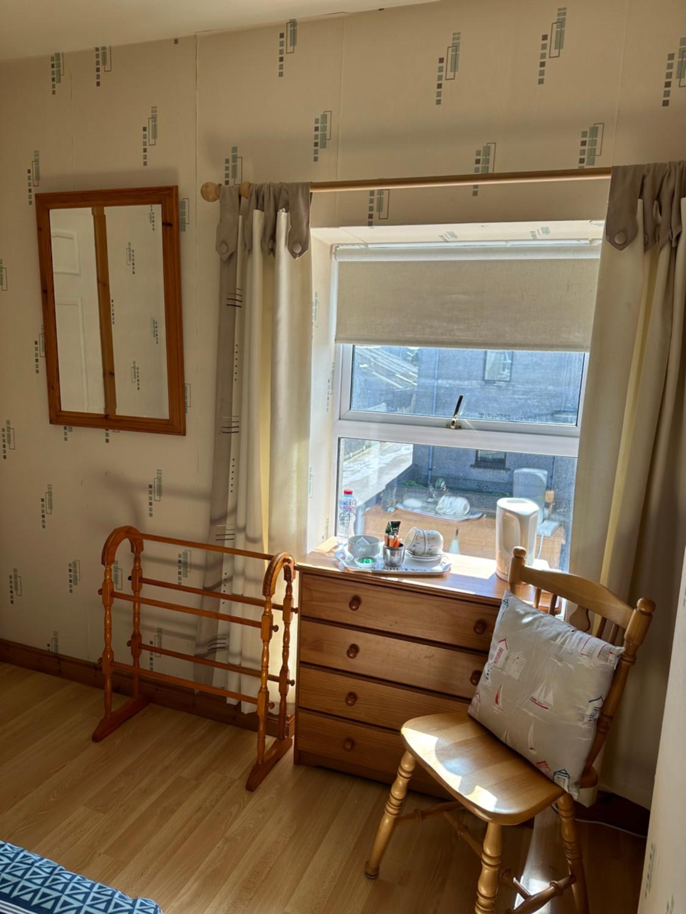 Economy Double Room - Photo 2