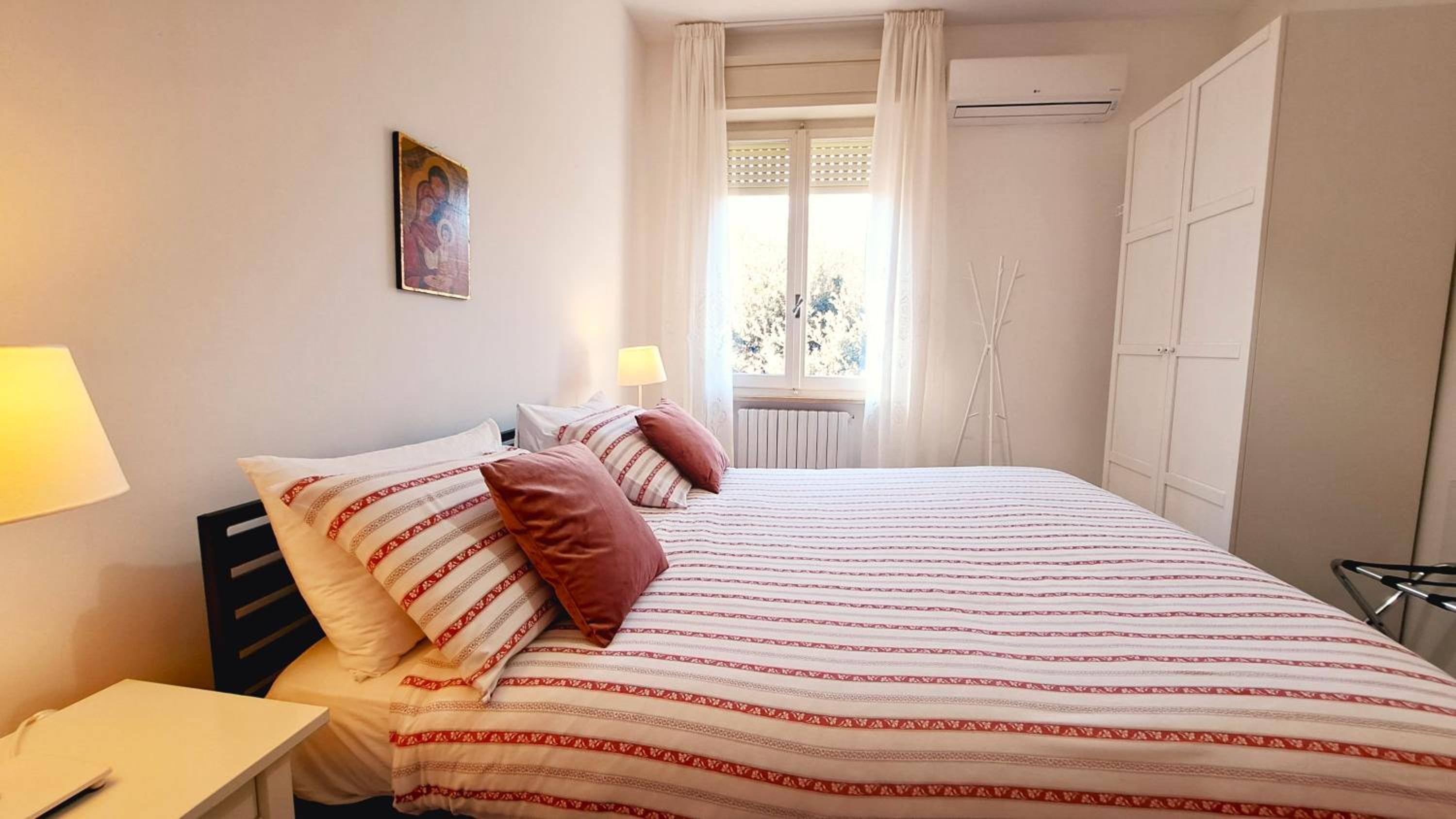 Triple Room with Private Bathroom photo 2