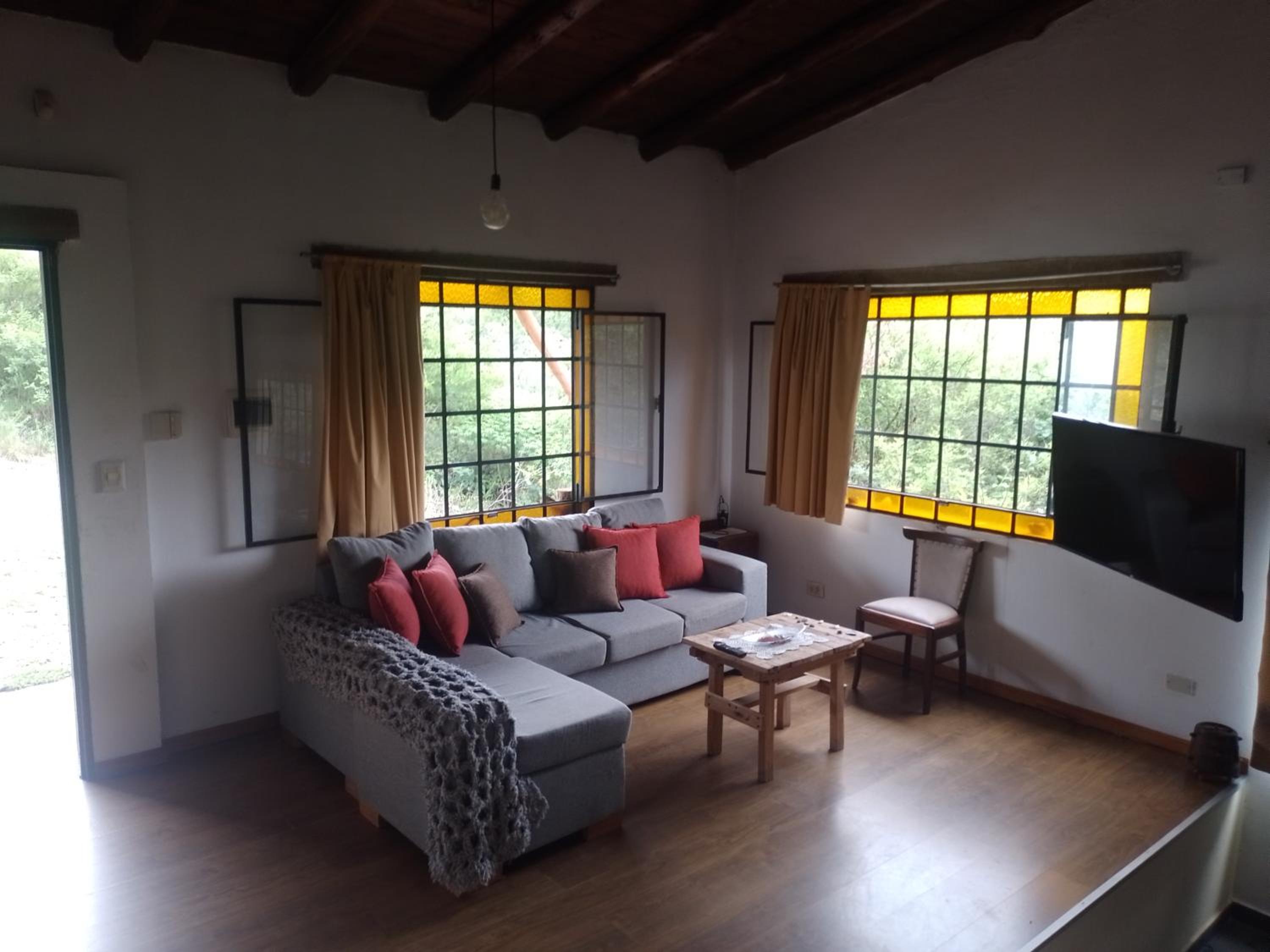 One-Bedroom House photo 1