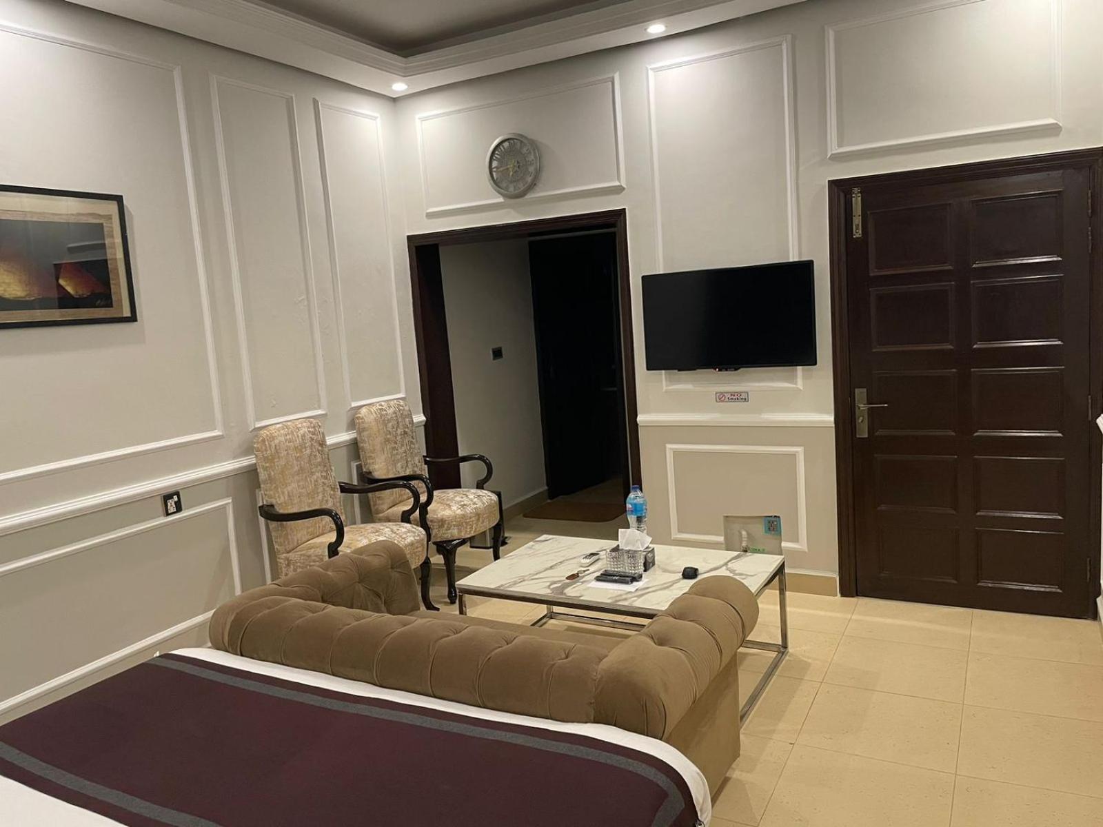Budget Double Room photo 2