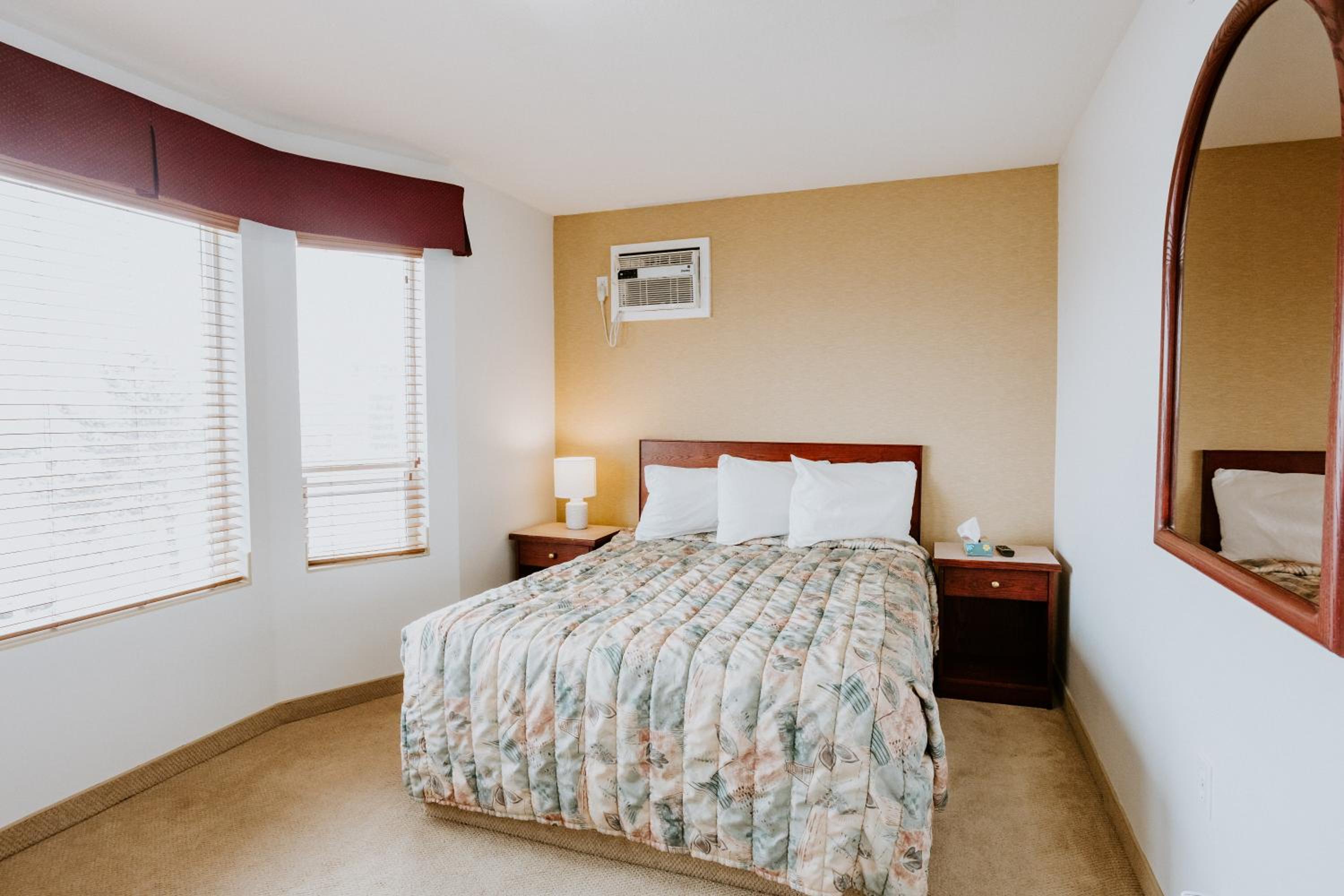 Suite Apartment photo 2