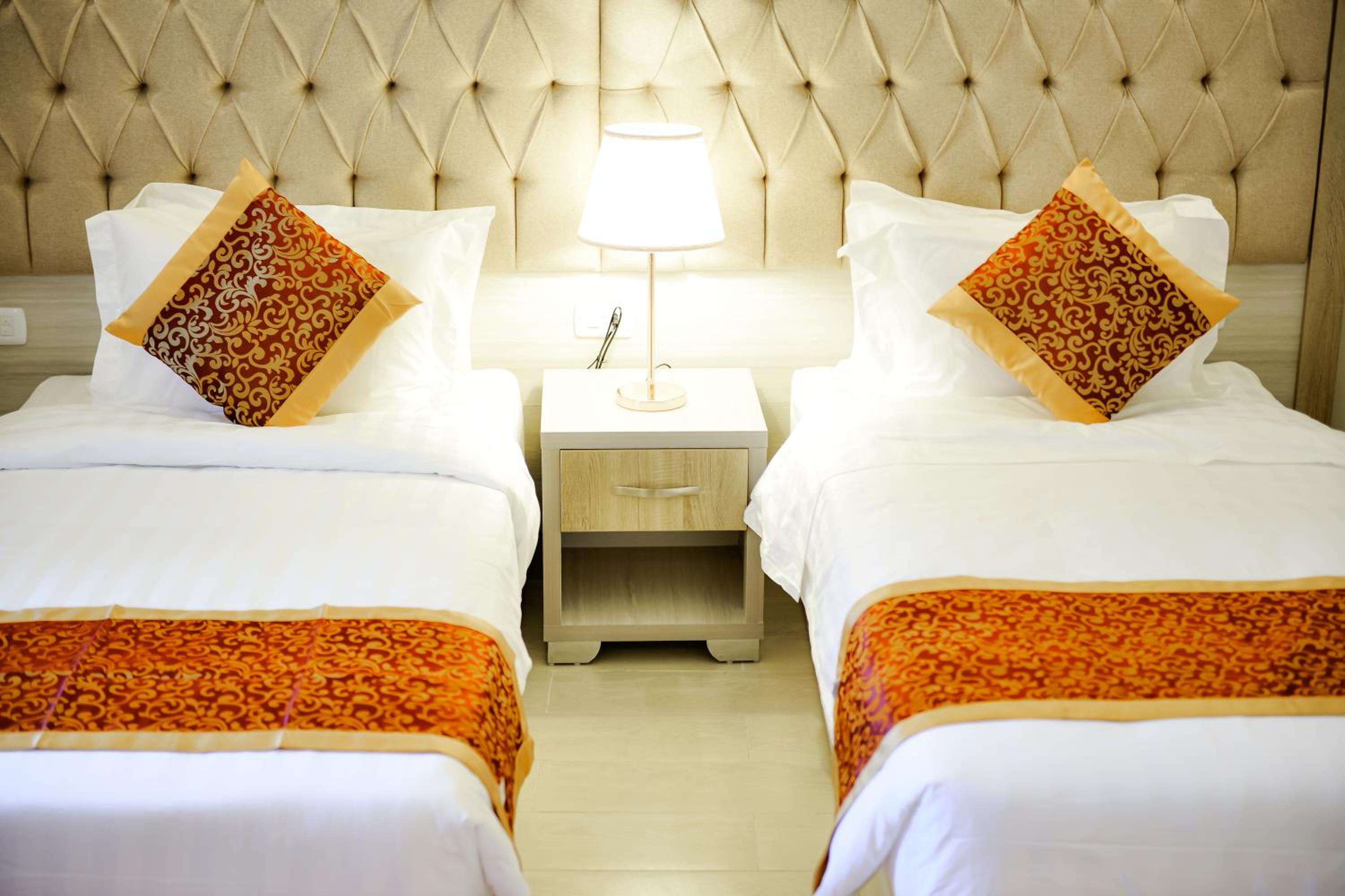 Deluxe Twin Room - Photo 28
