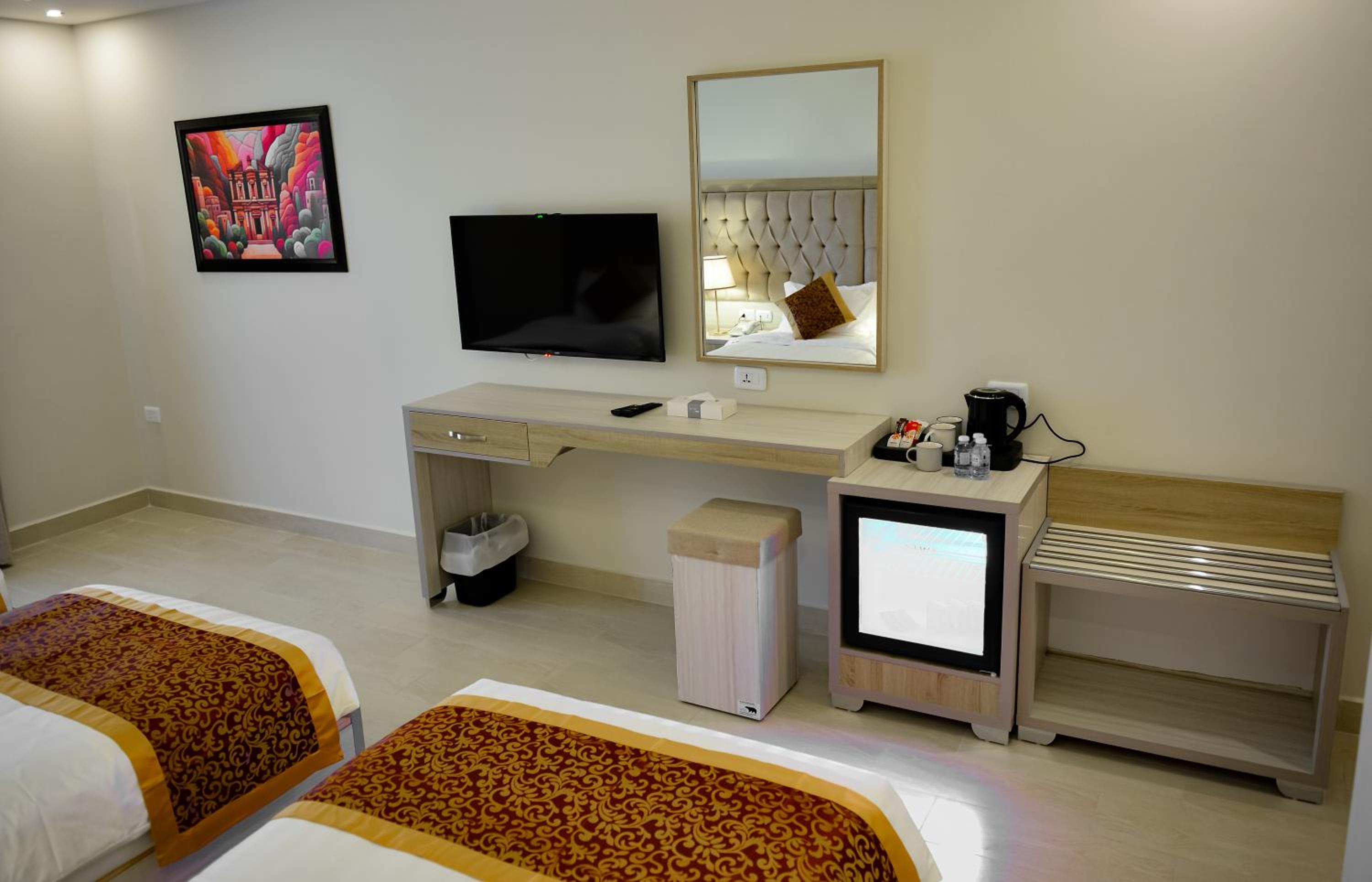 Deluxe Triple Room - Photo 29
