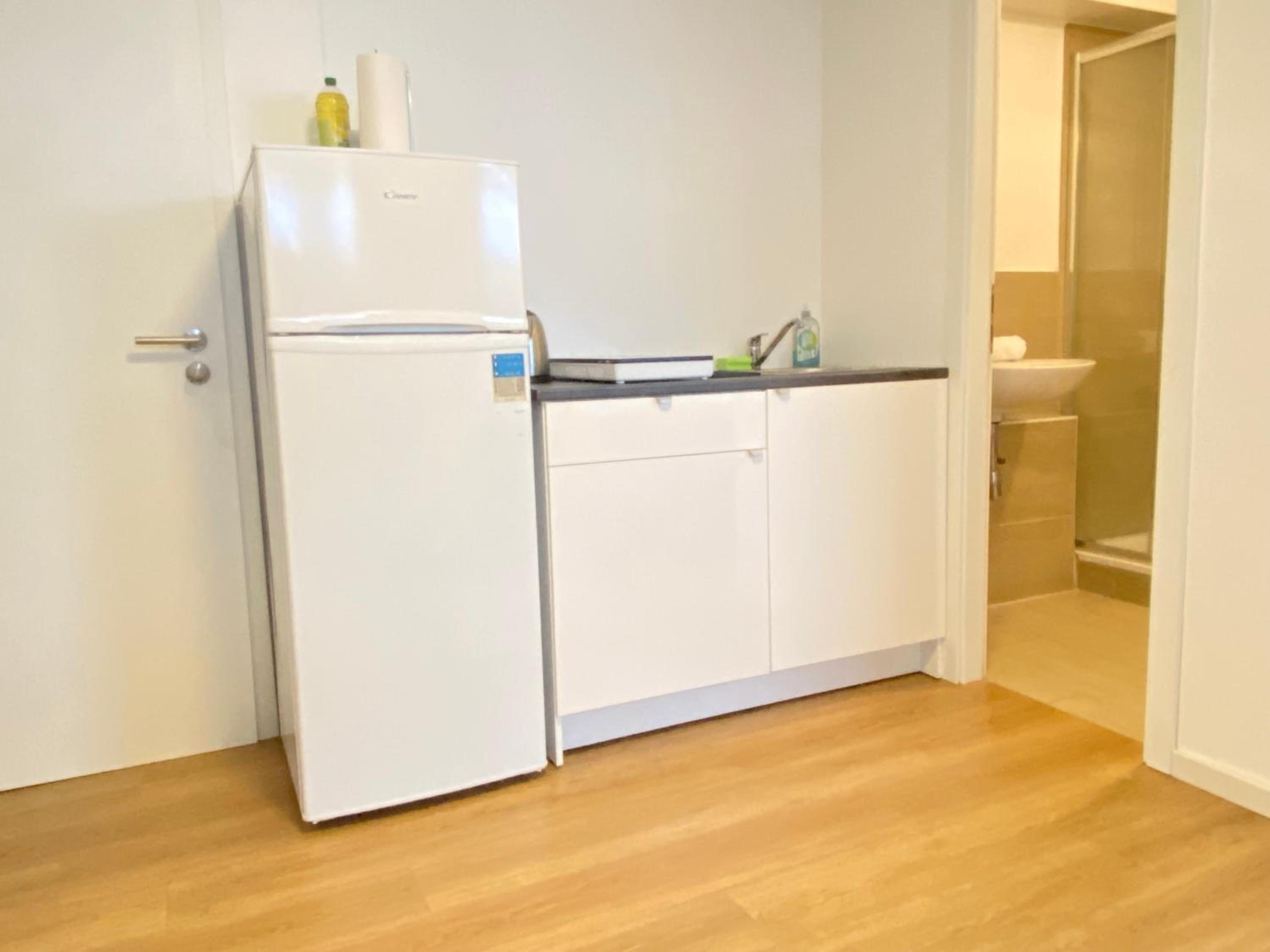 Budget Twin Room photo 3