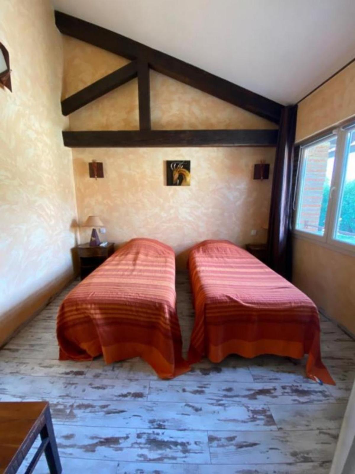 Two-Bedroom House photo 3