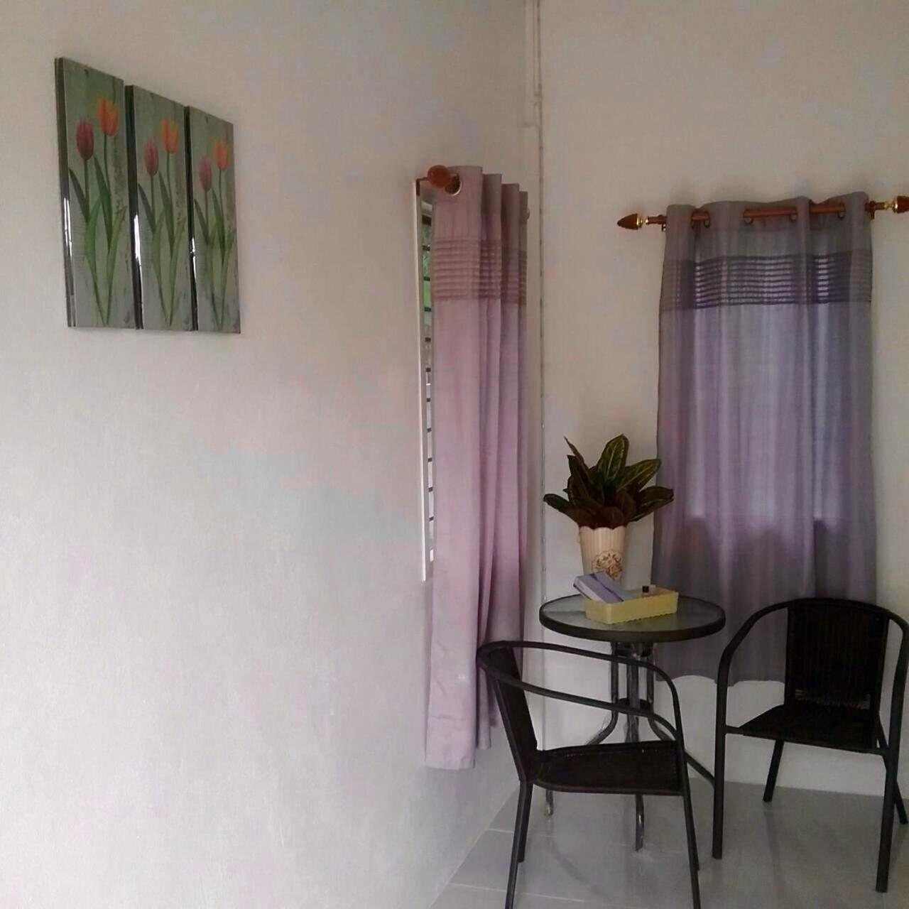 Queen Room with Garden View - Photo 7