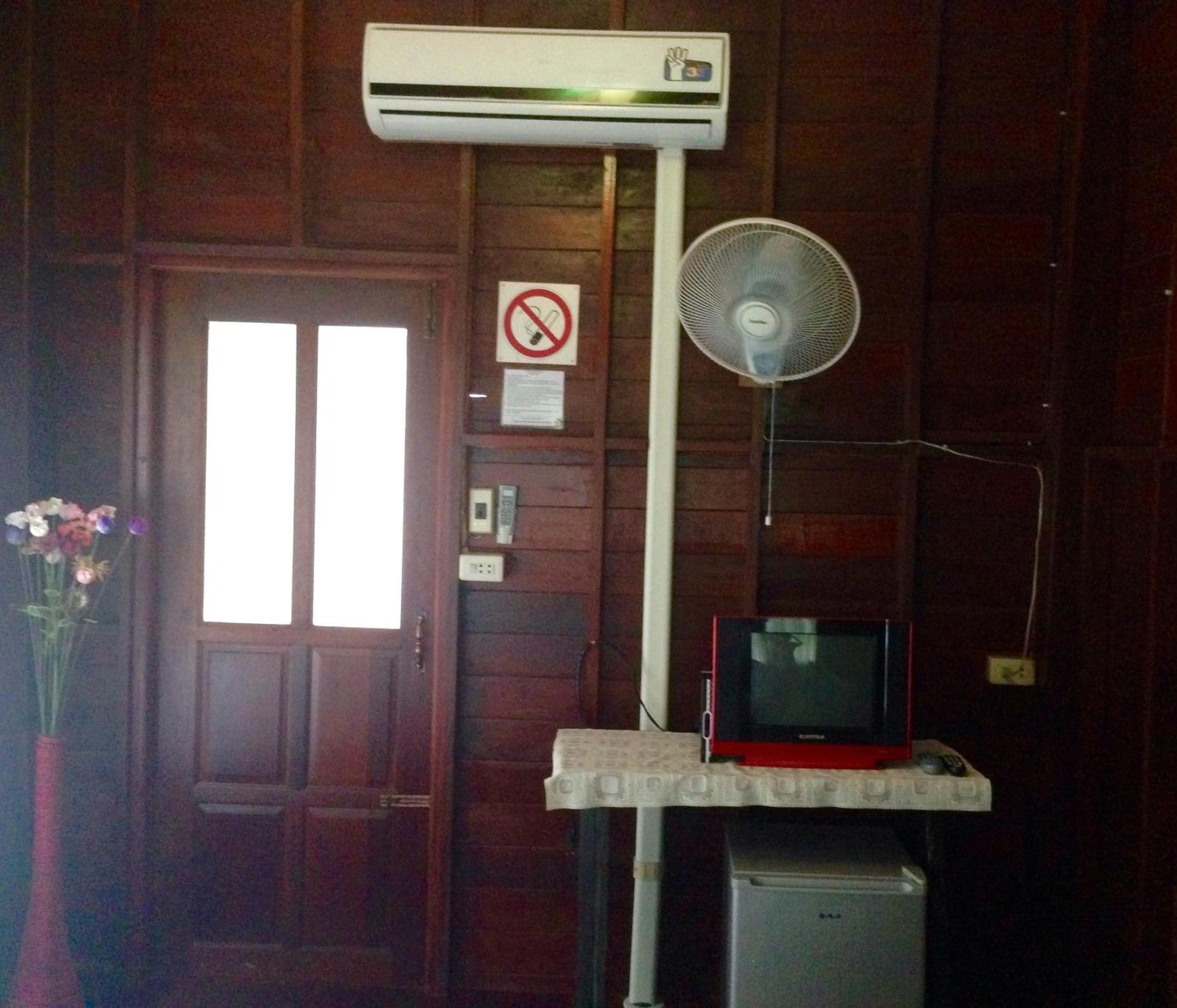Small Double Room - Photo 9