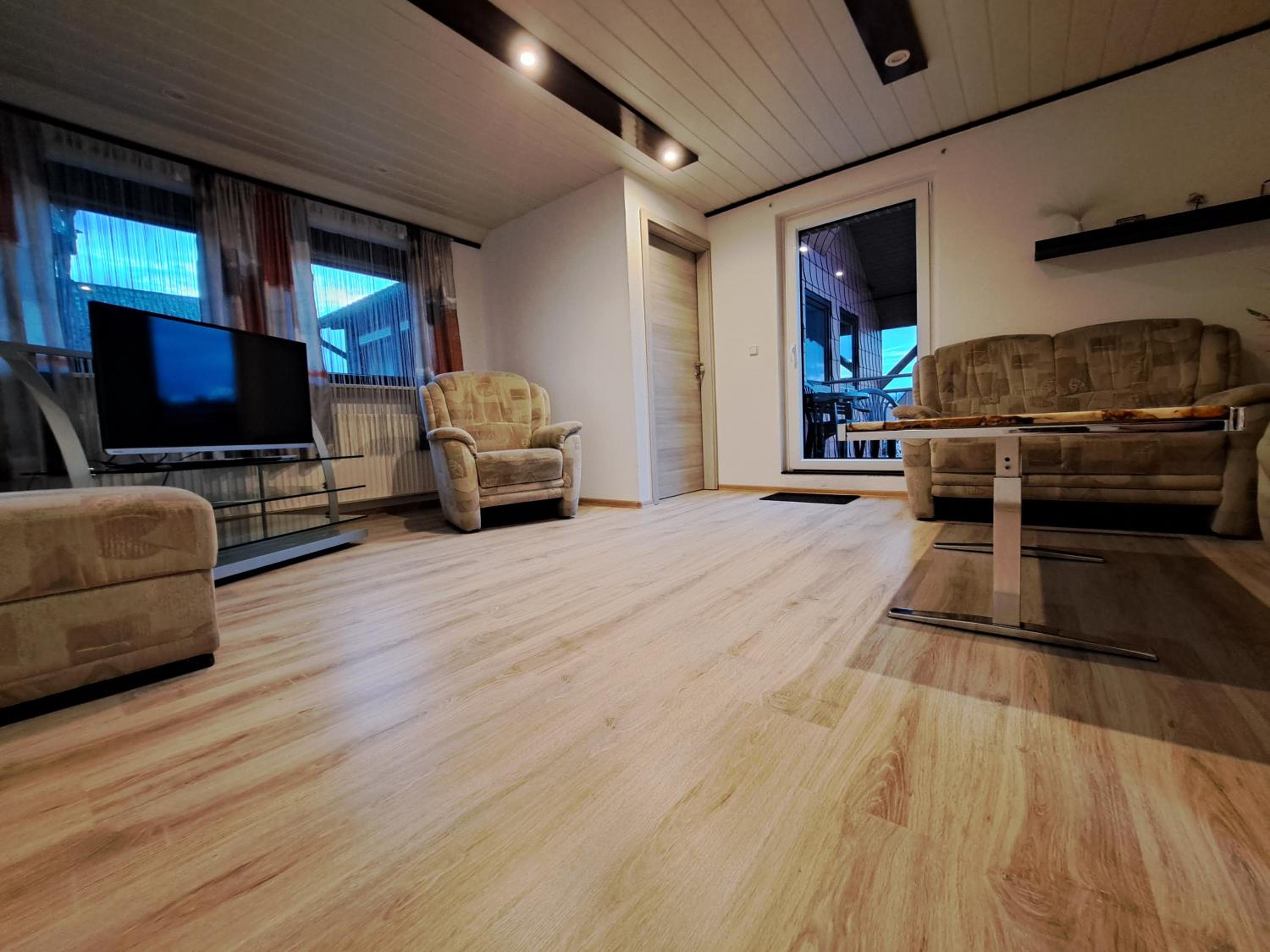 Four-Bedroom Apartment with Balcony photo 3