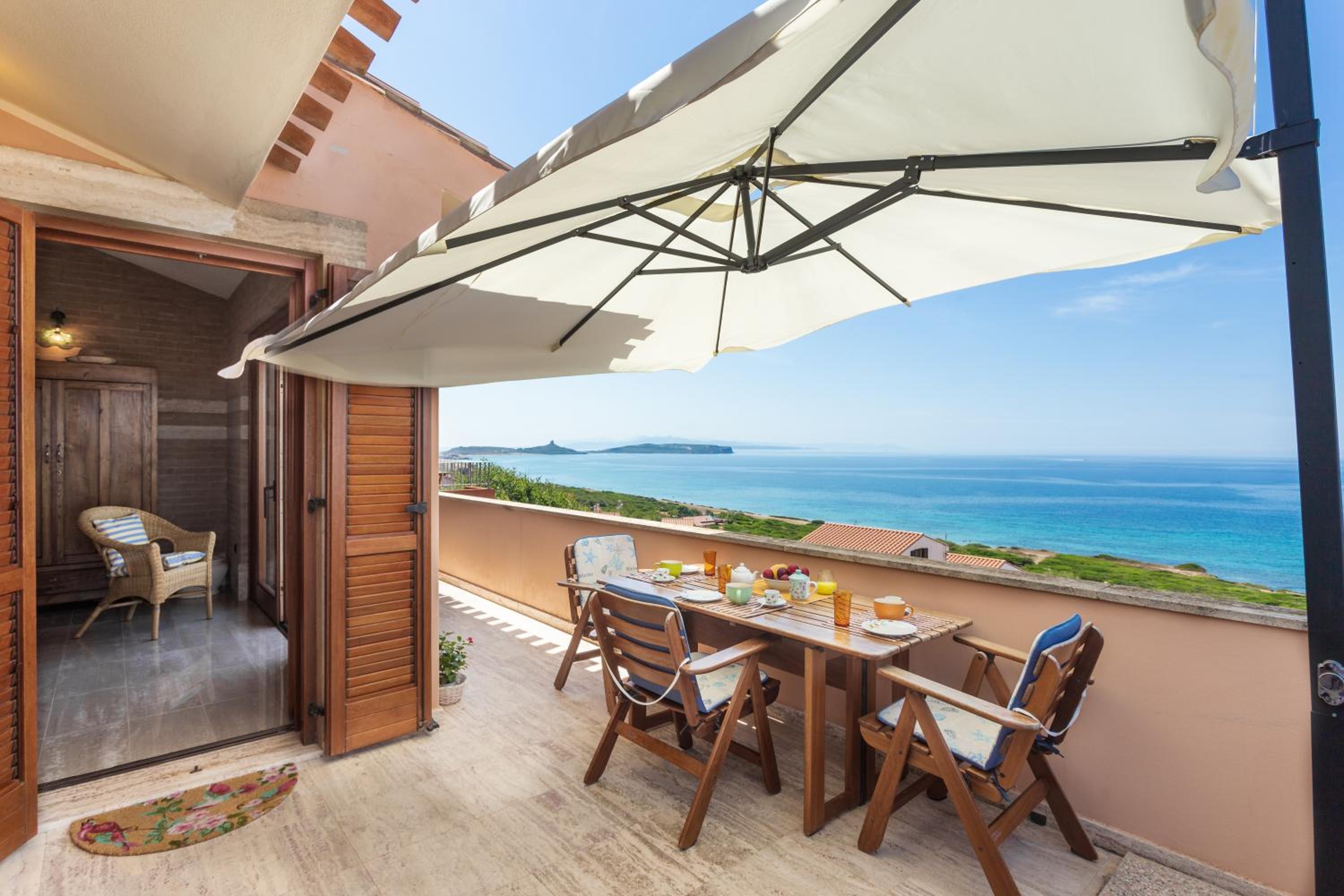Two-Bedroom Apartment with Terrace and Sea View photo 3