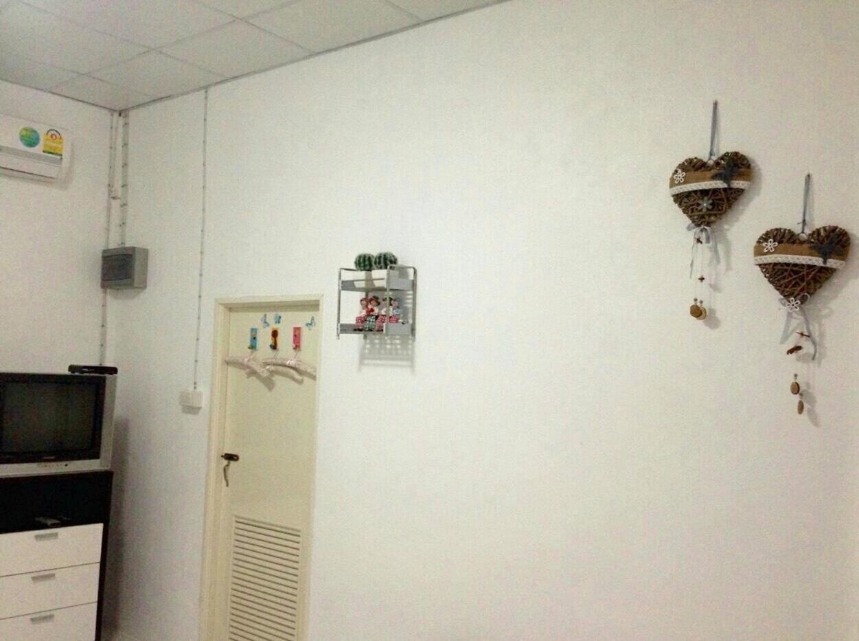Queen Room with Garden View - Photo 4