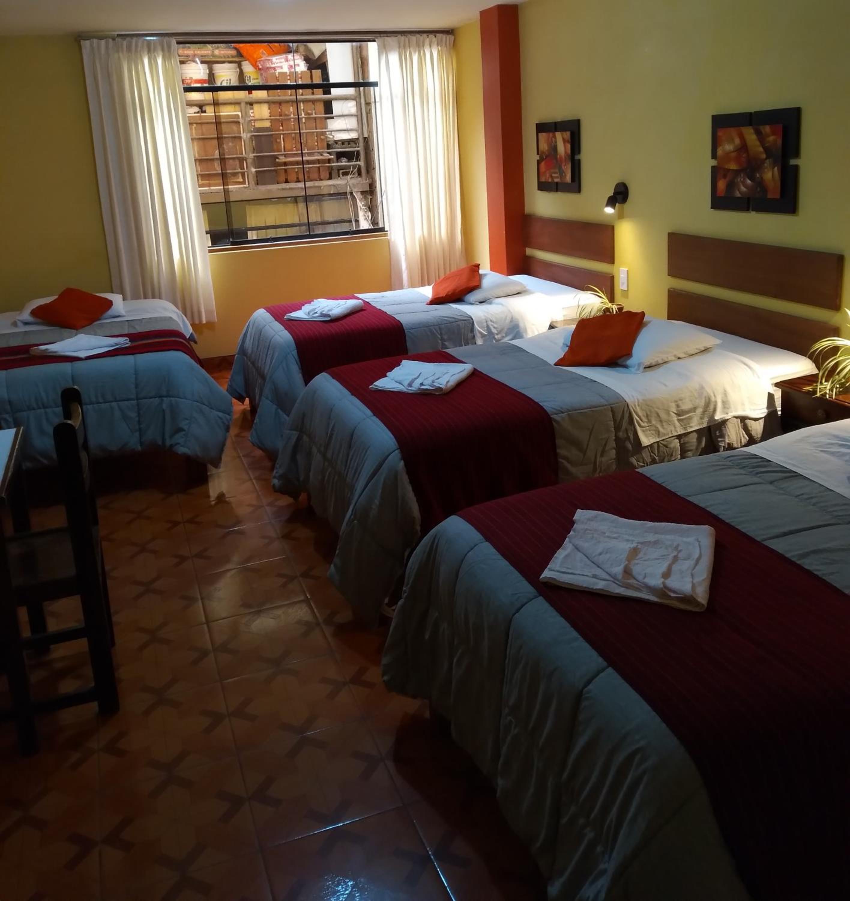 Quadruple Room With Private Bathroom photo 2