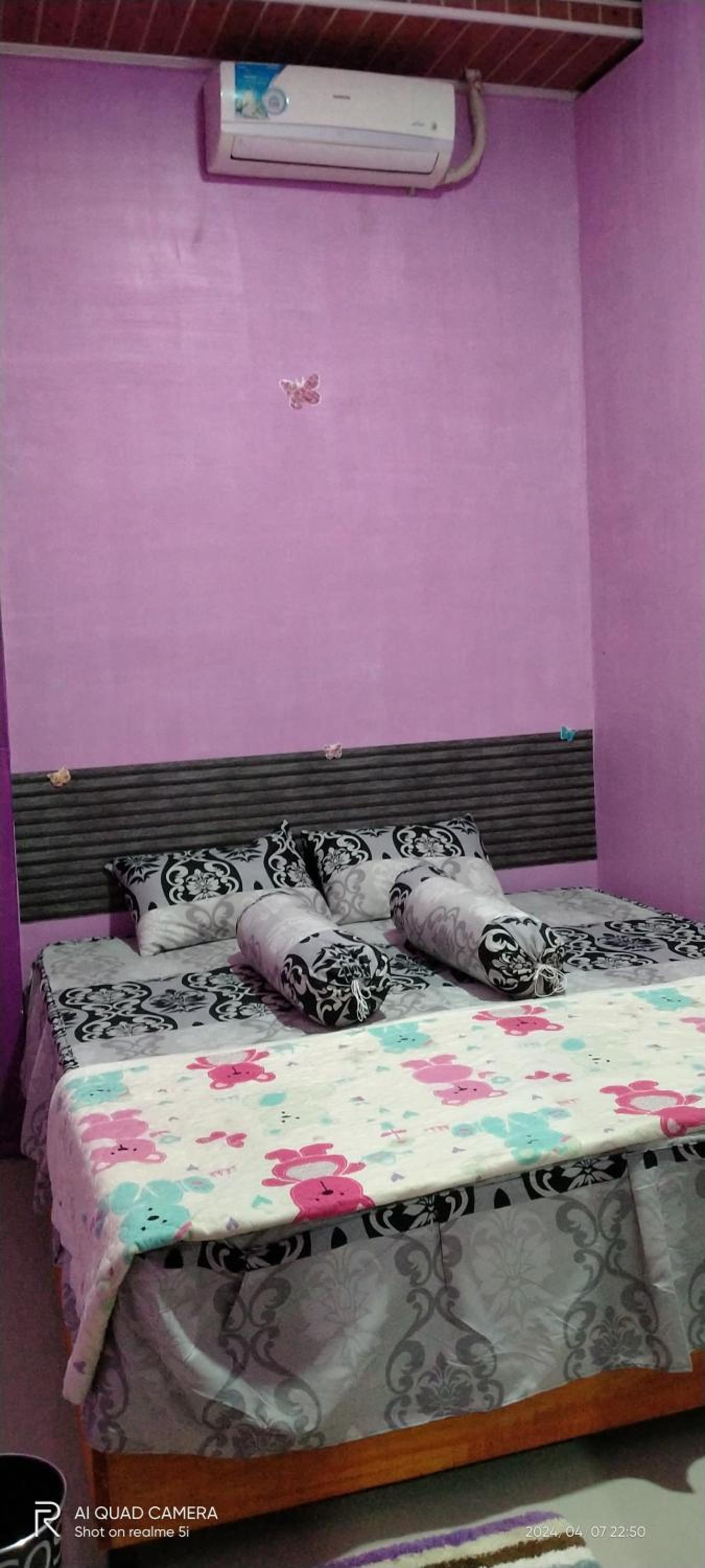 Deluxe Double Room (2 Adults + 1 Child) photo 3