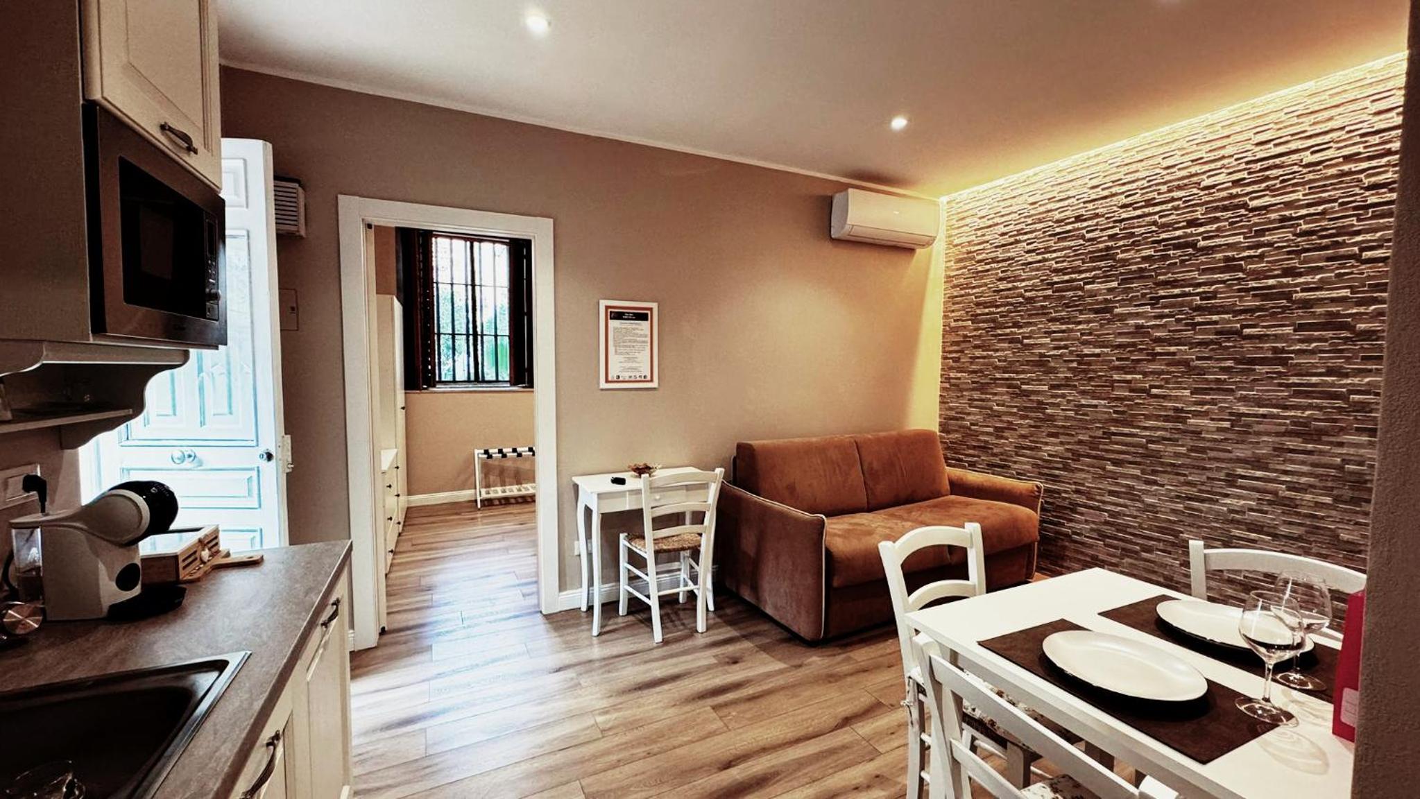 One-Bedroom Apartment