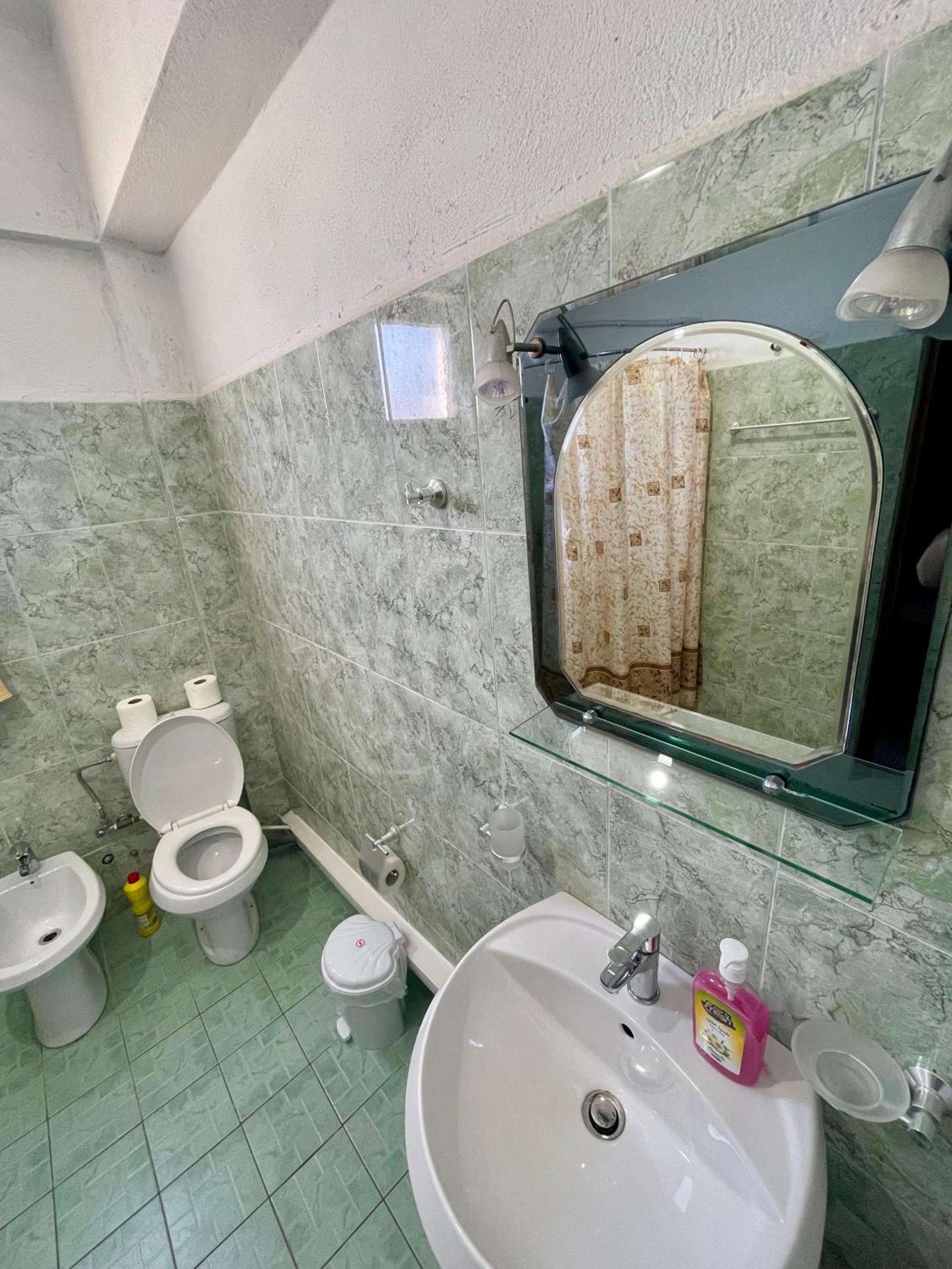 One-Bedroom Apartment with Balcony photo 3