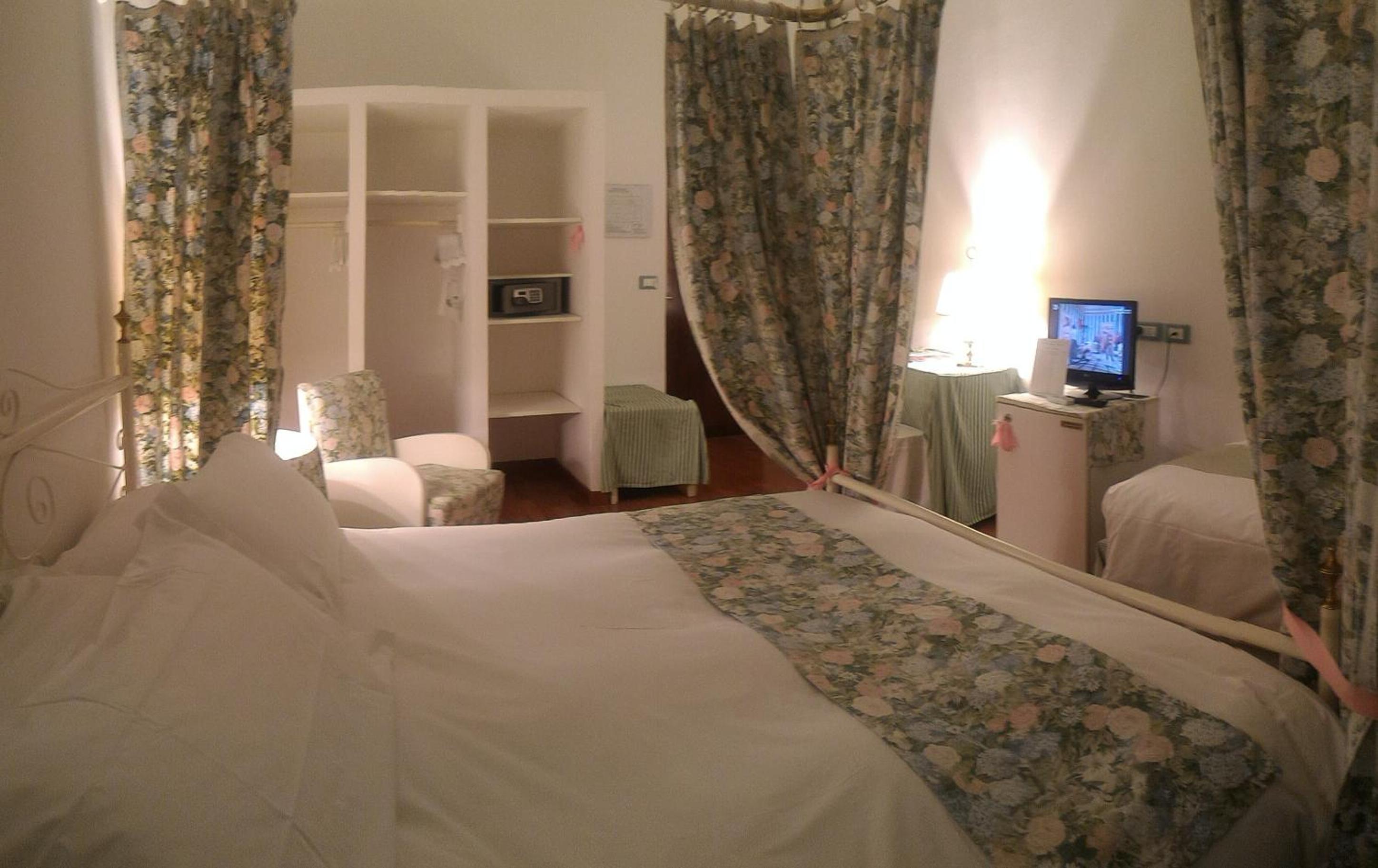 Triple Room photo 2