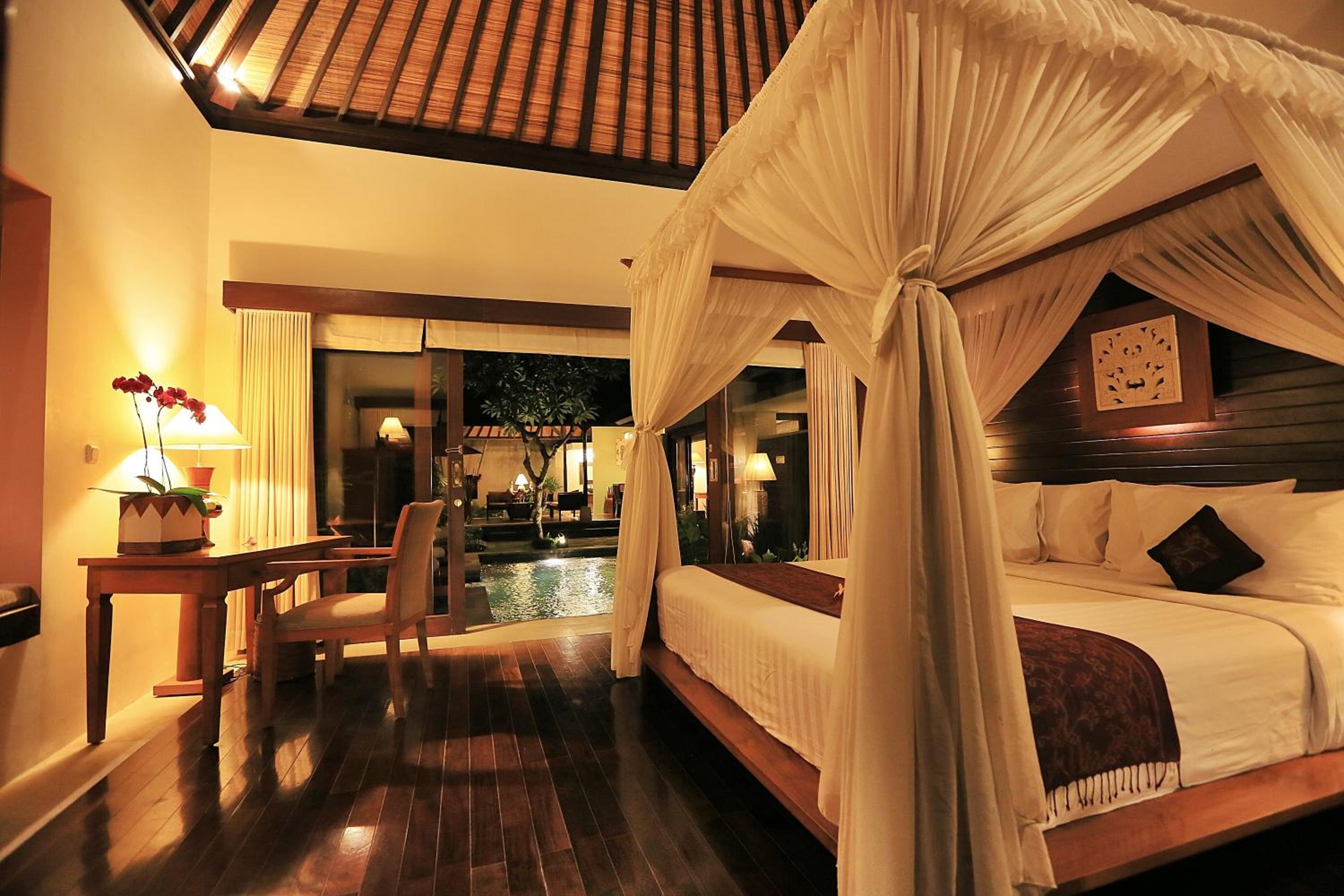 Junior Suite Villa with Private Pool - Photo 19