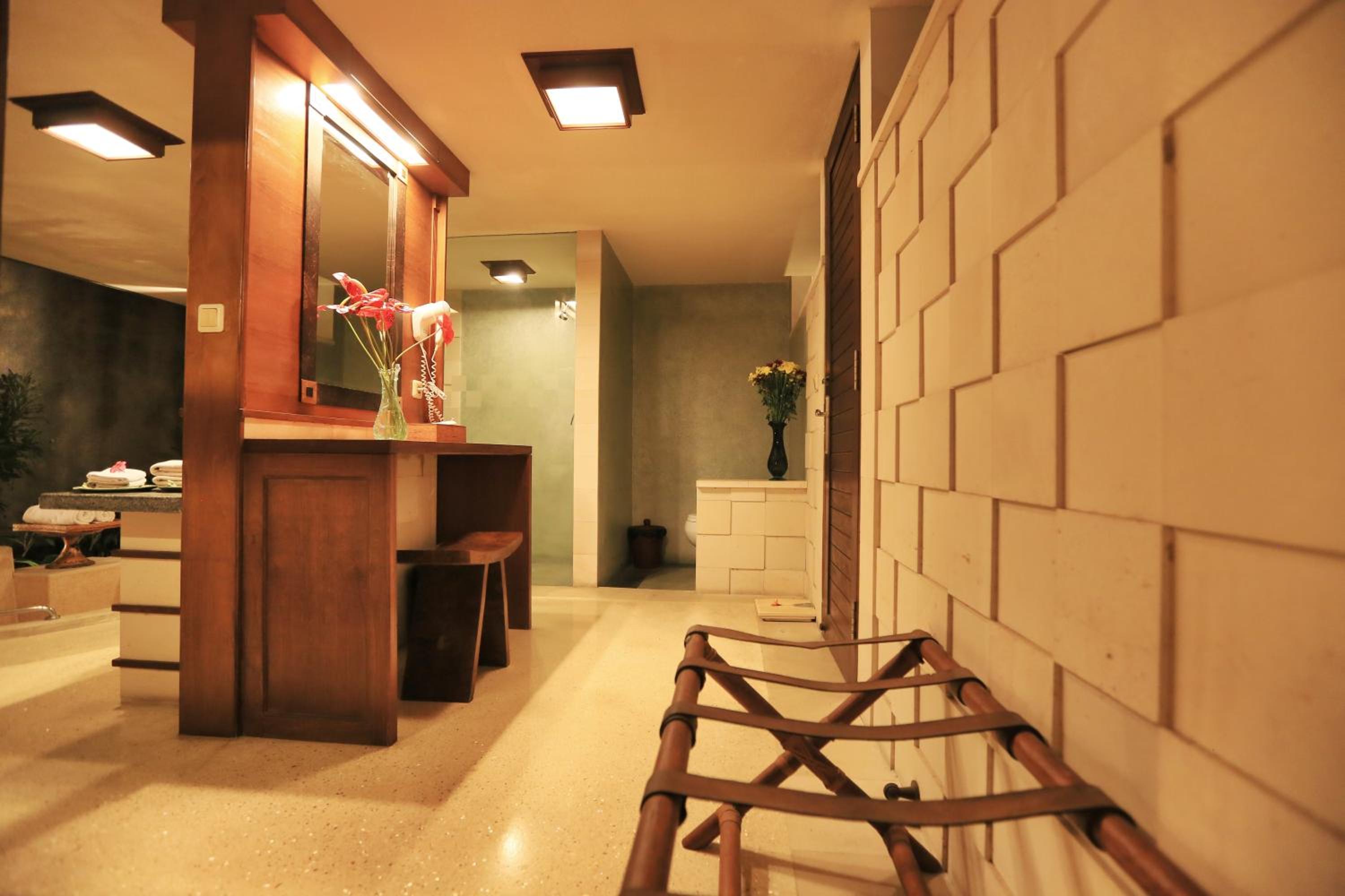 Junior Suite Villa with Private Pool - Photo 15