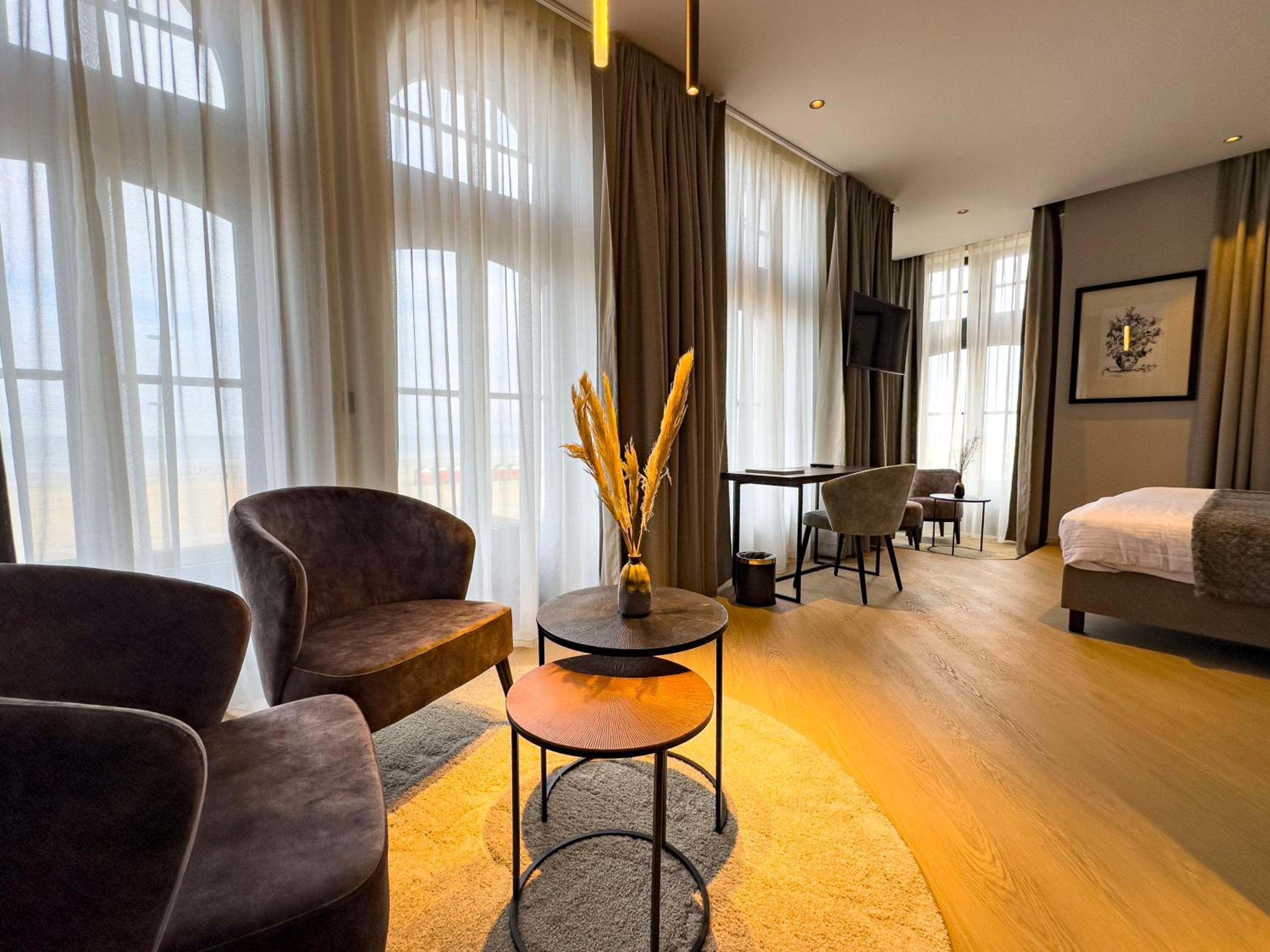 Deluxe Twin Room with Sea View photo 1