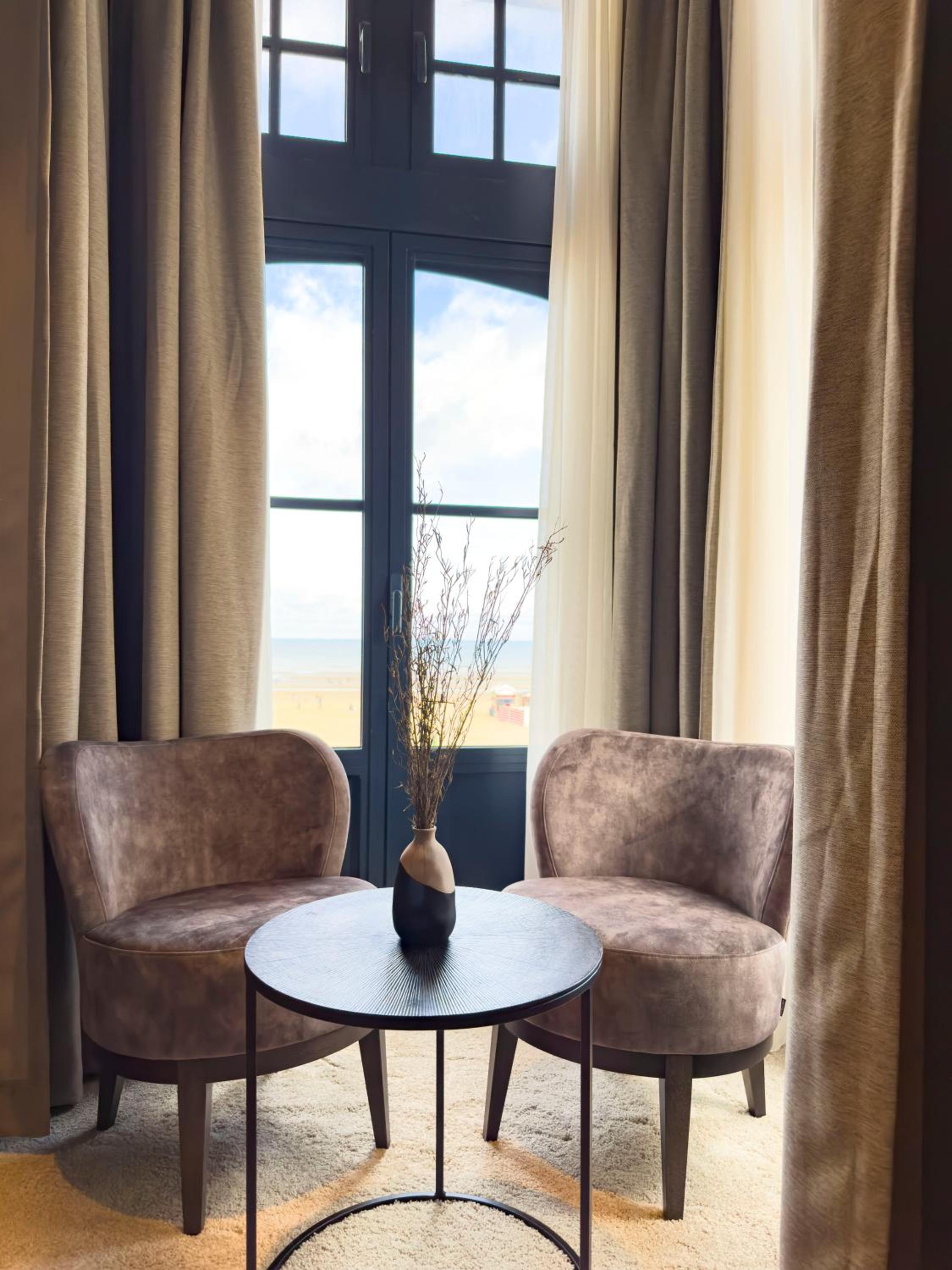Deluxe Twin Room with Sea View photo 2