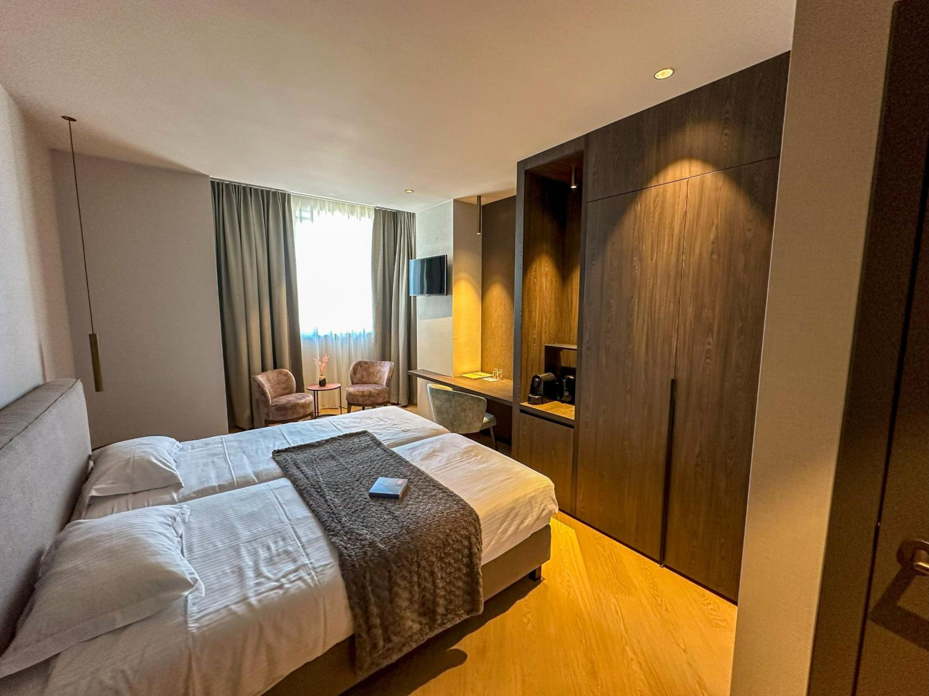 Standard Twin Room photo 1