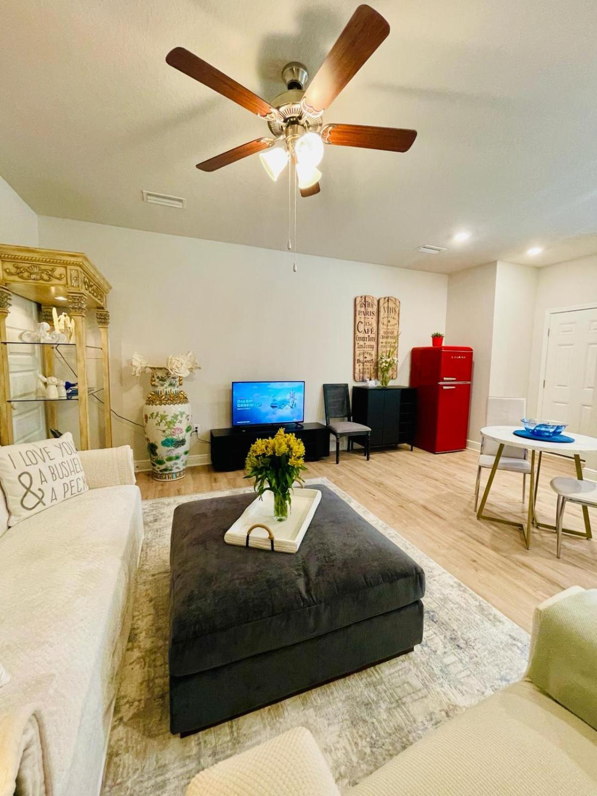 Four-Bedroom Holiday Home photo 1