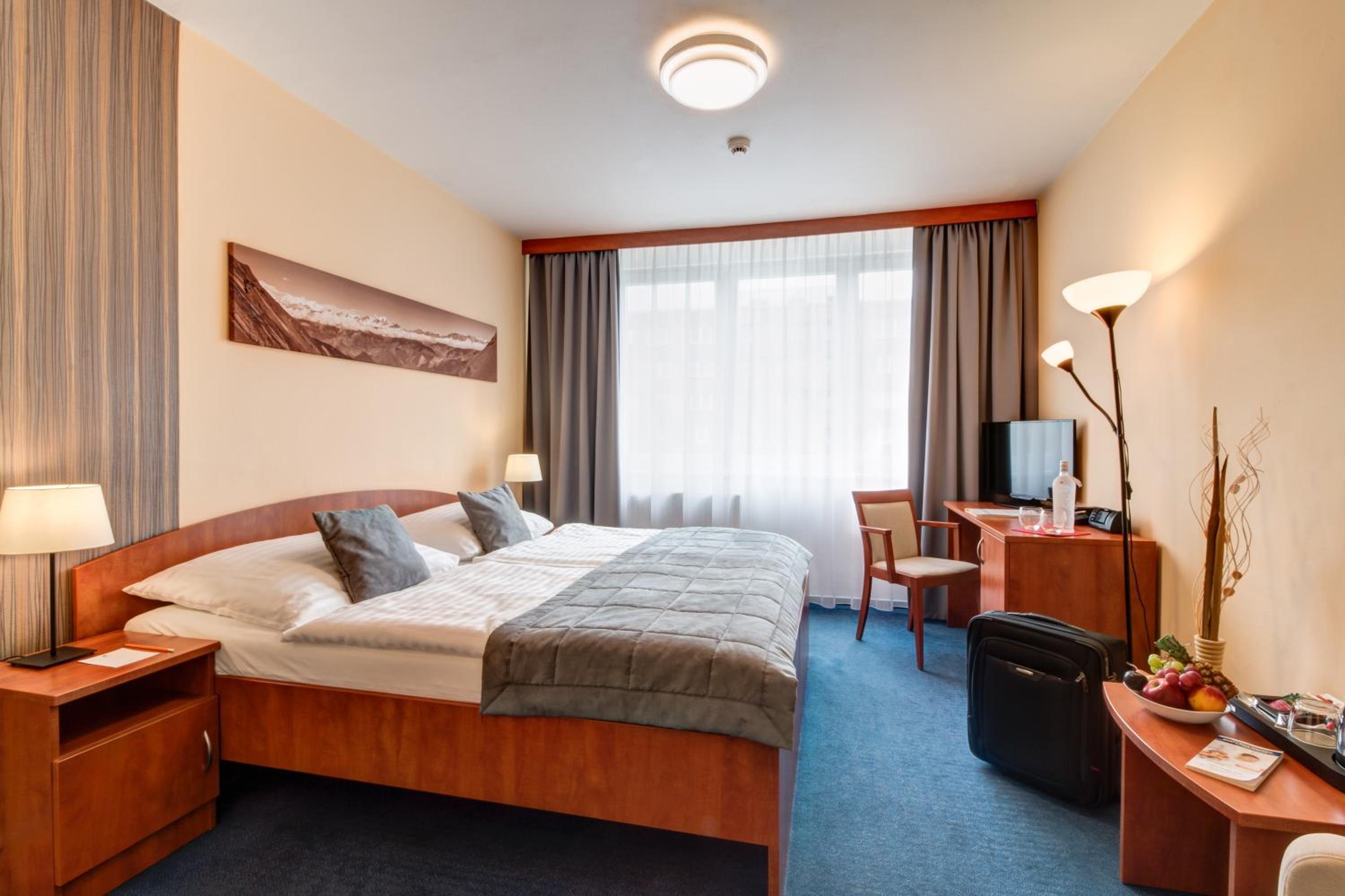 Double Room - Photo 4
