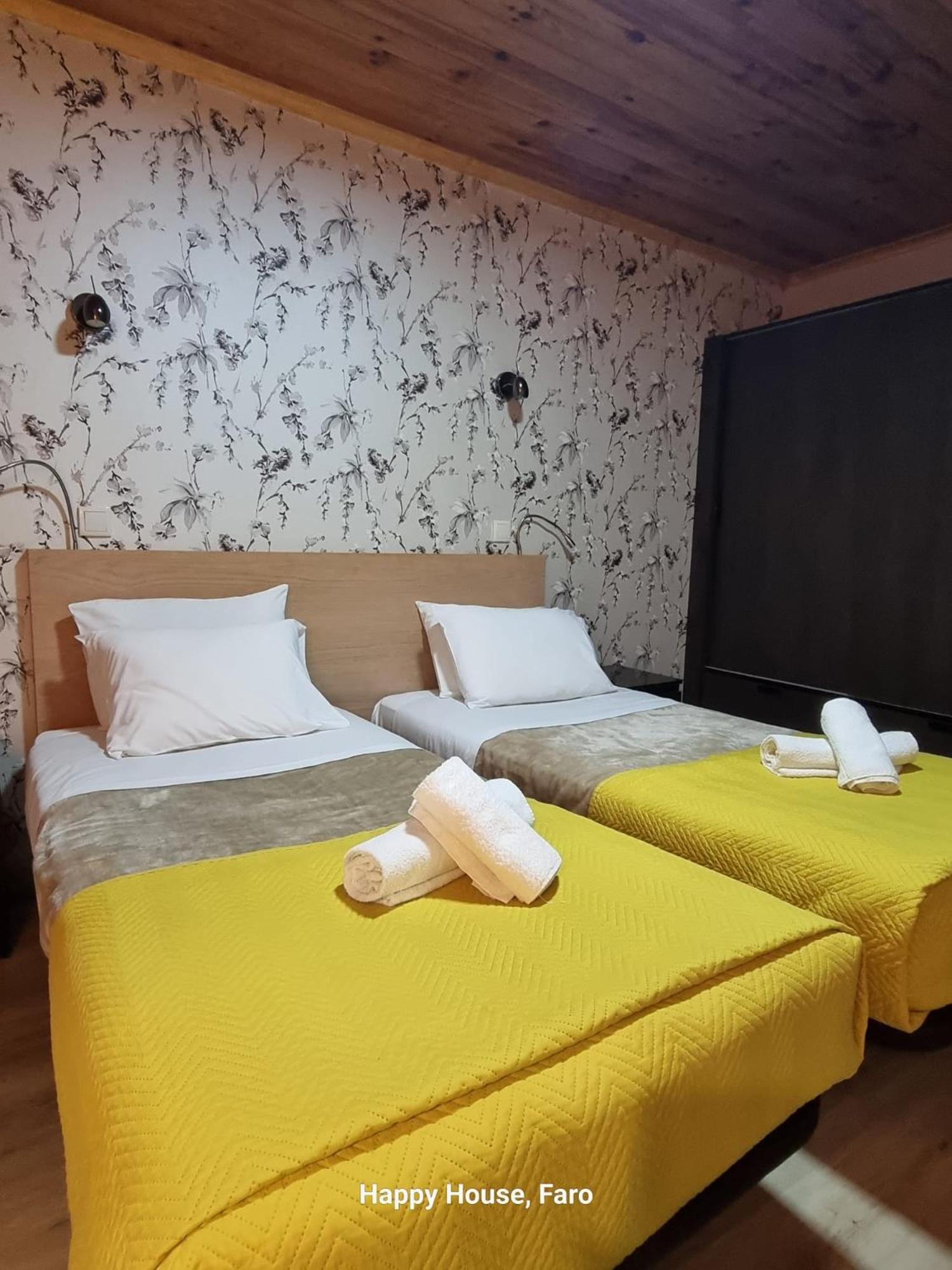 Double or Twin Room - Photo 3