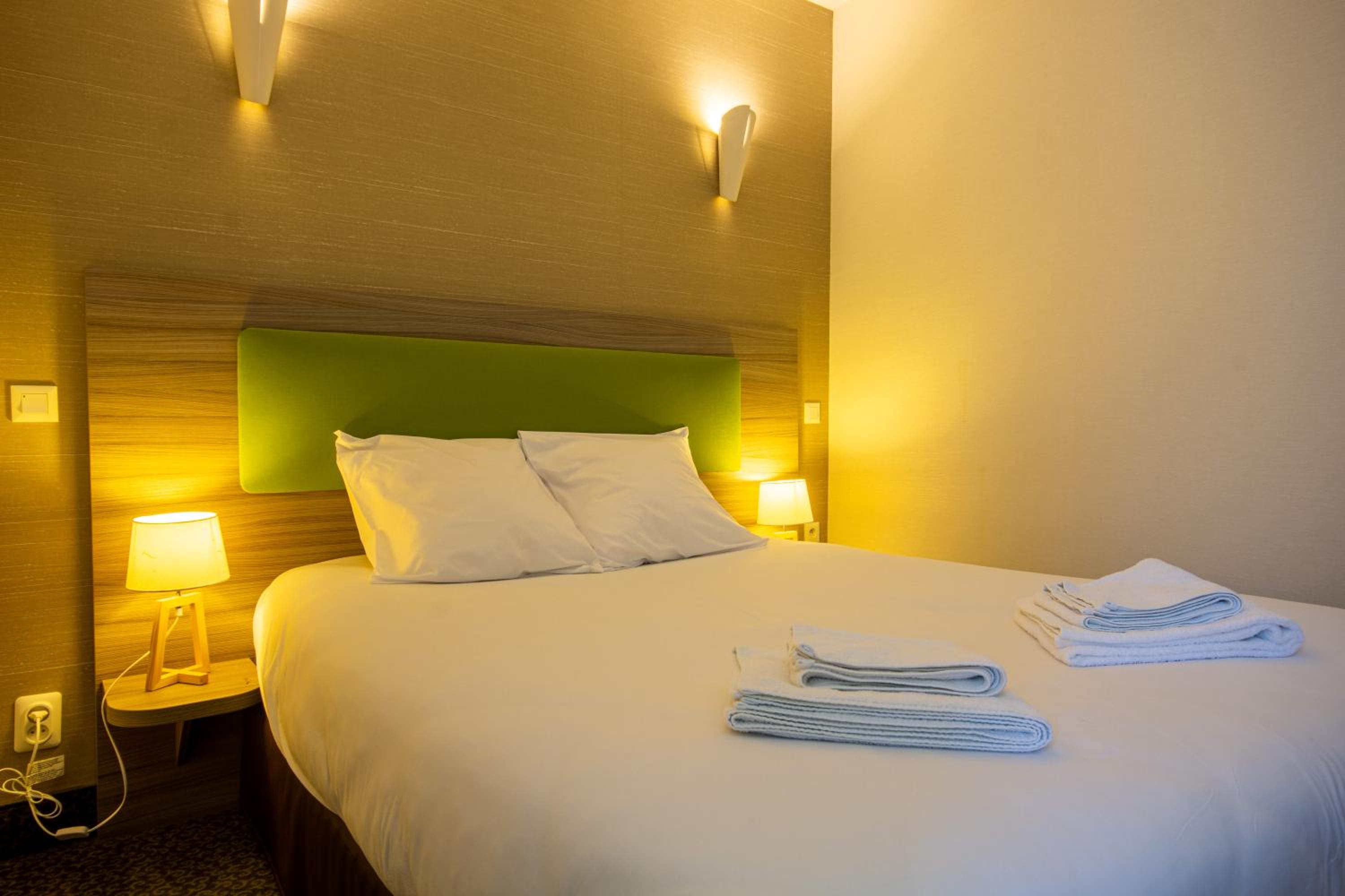 Economy Double Room photo 2