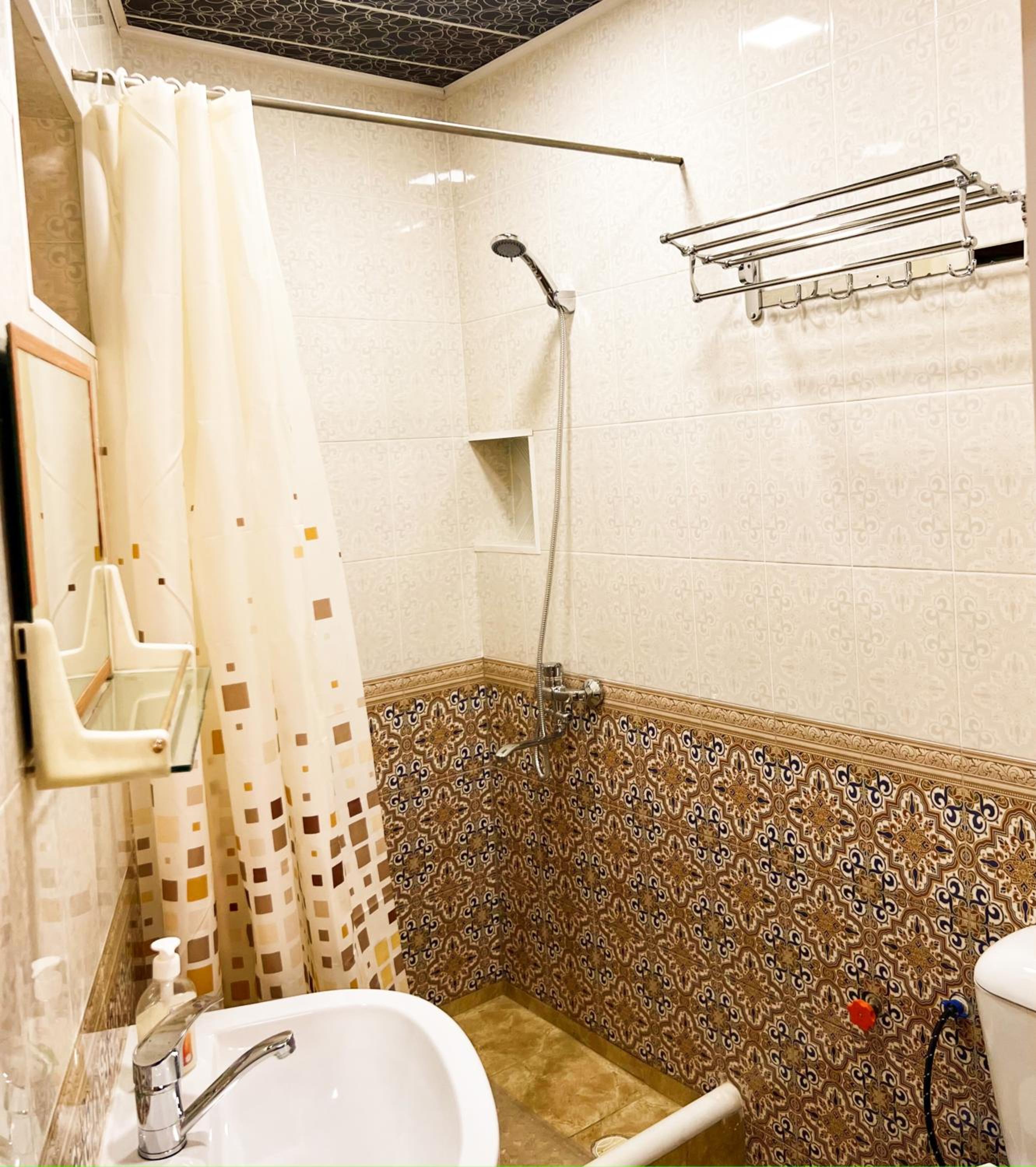 Single Room With Bathroom photo 3