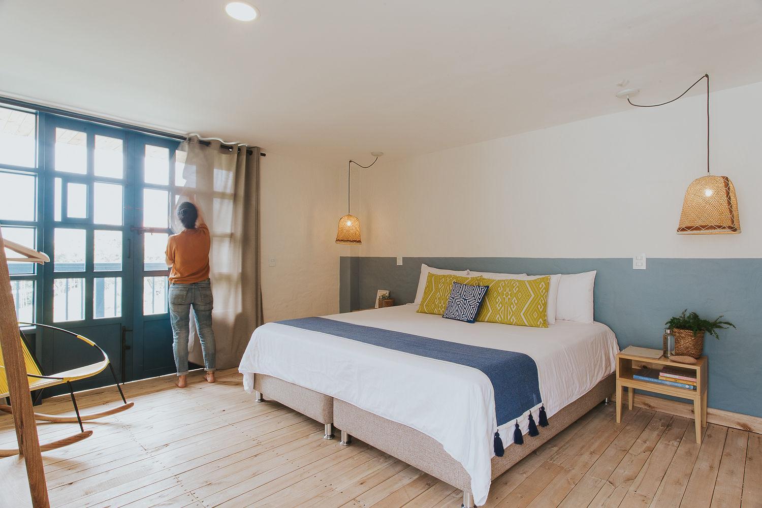 Deluxe Double Room with Private Bathroom photo 3