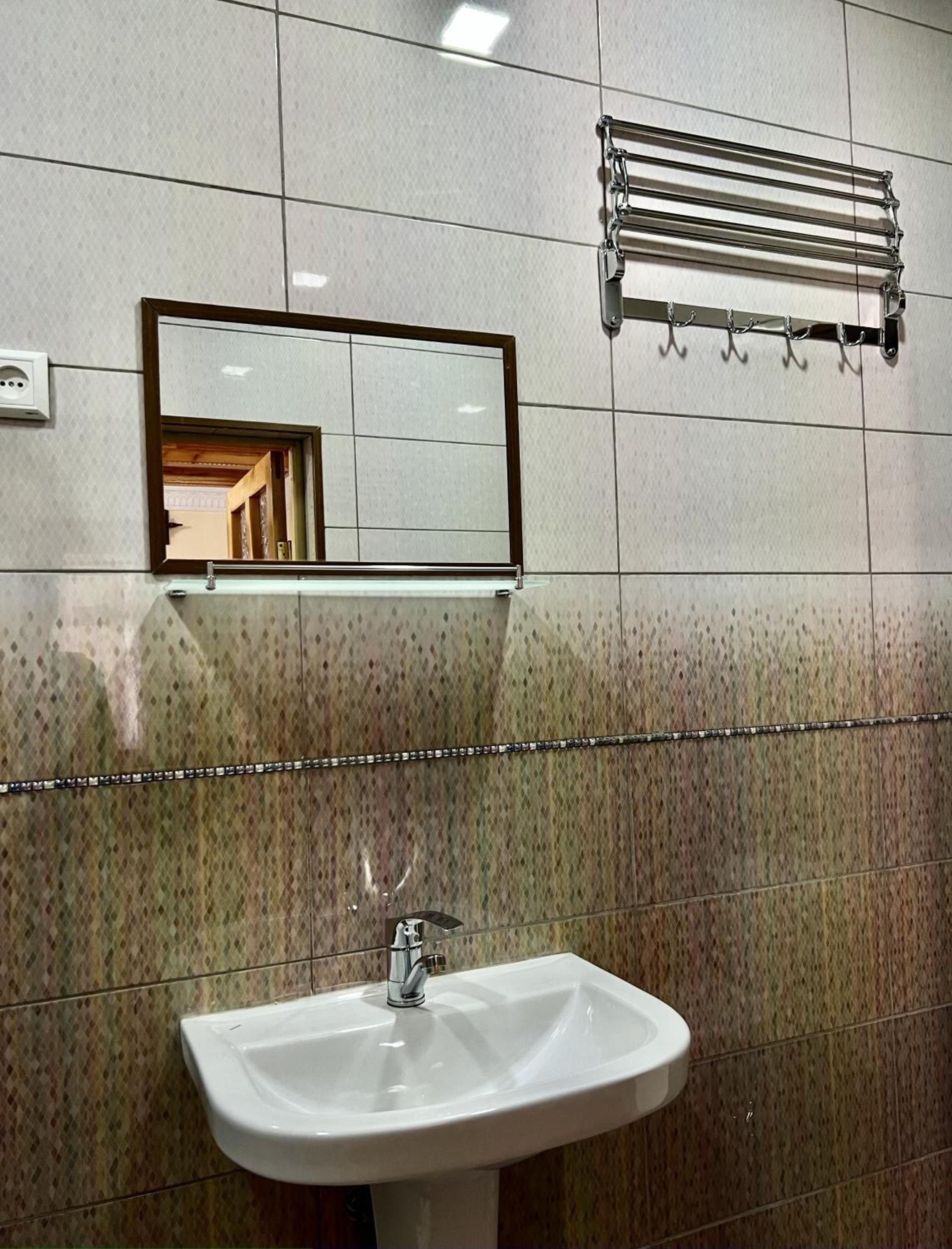 Twin Room With Bathroom photo 2