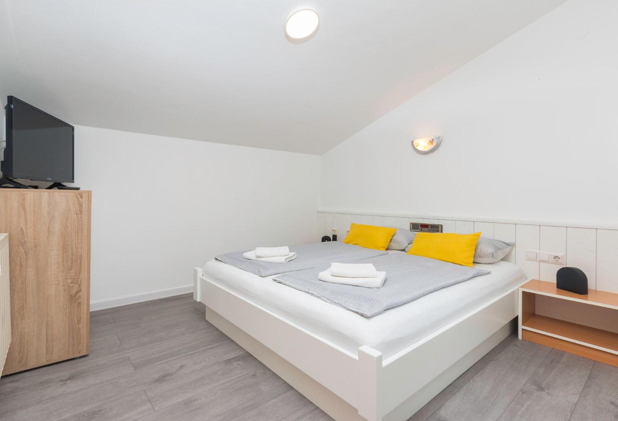 Studio Apartment with Balcony