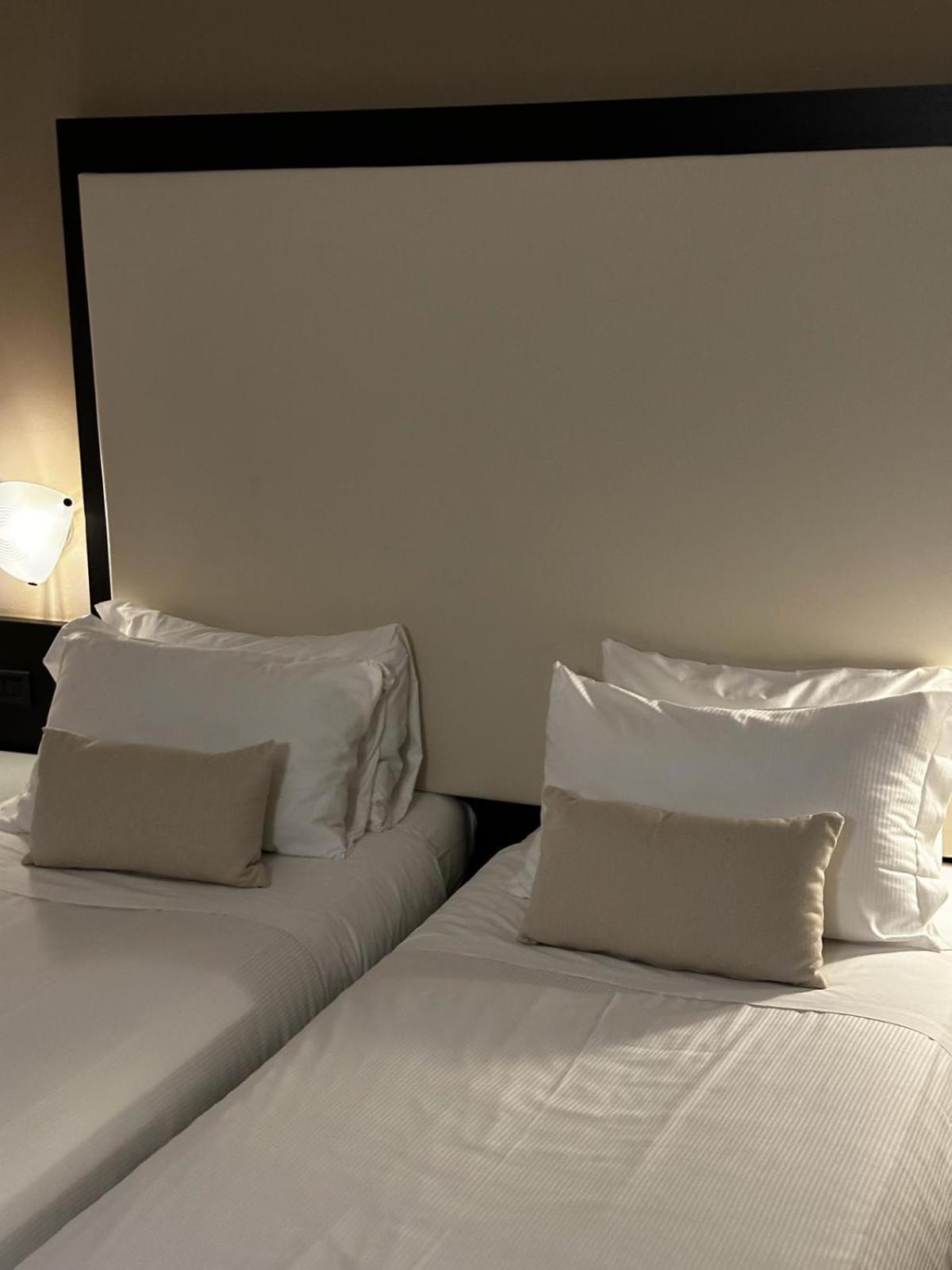 Classic Double or Twin Room - Photo 4