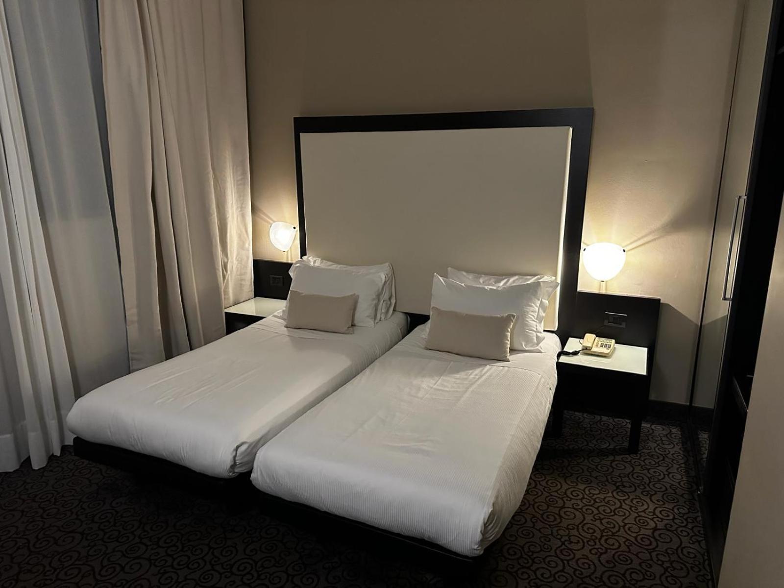 Classic Double or Twin Room - Photo 3