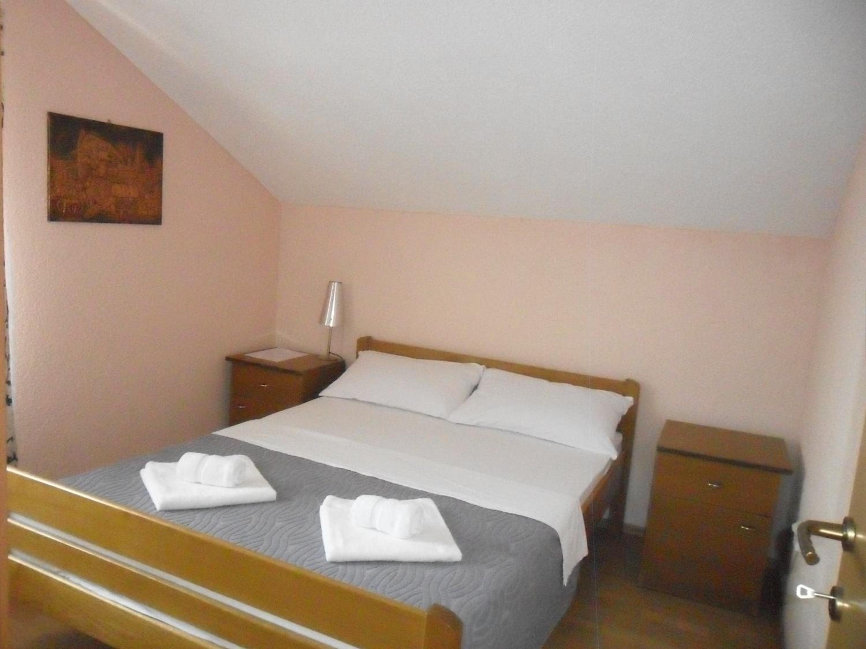 One-Bedroom Apartment with Balcony and Sea View photo 1