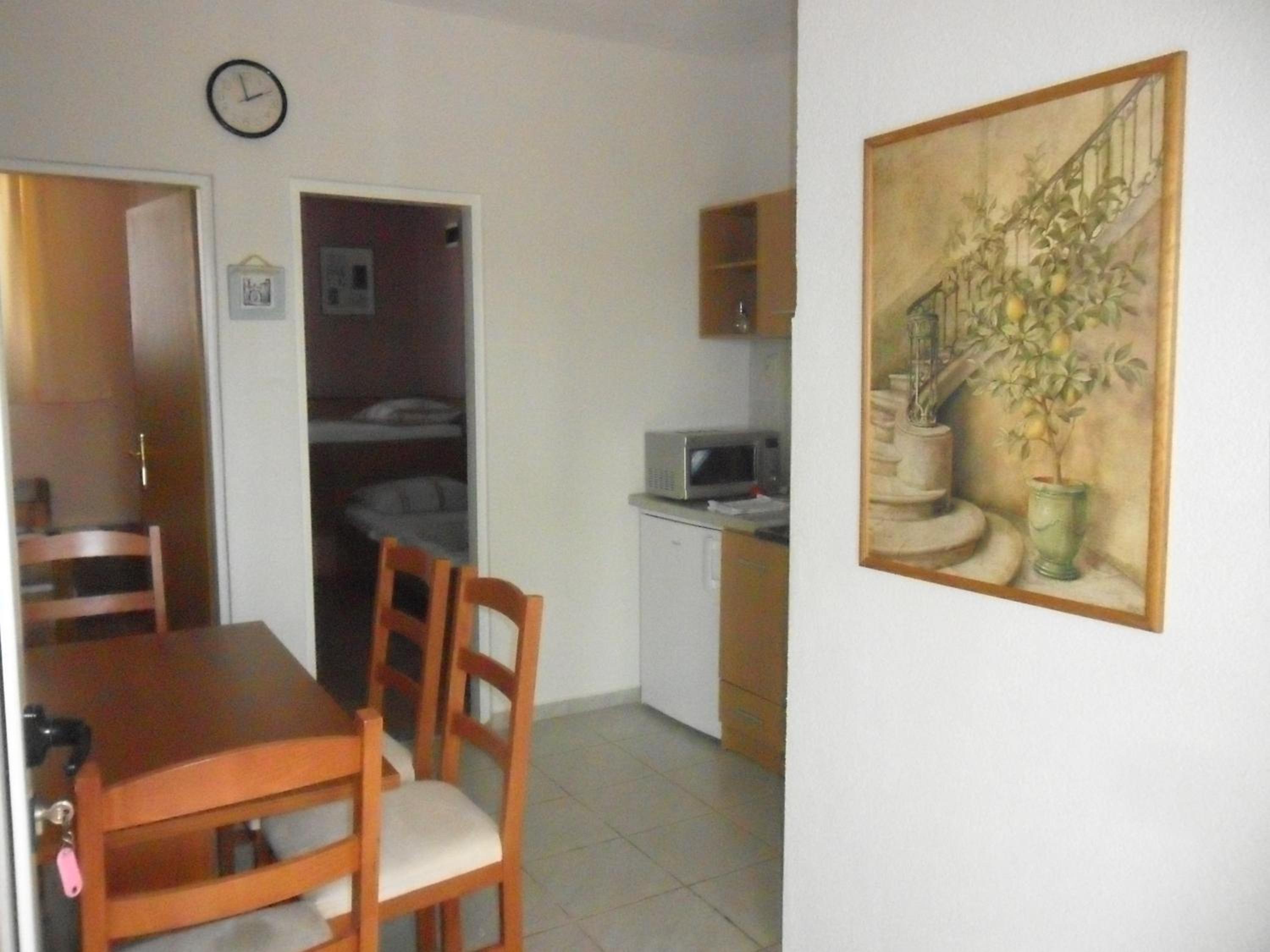 Two-Bedroom Apartment with Terrace photo 2