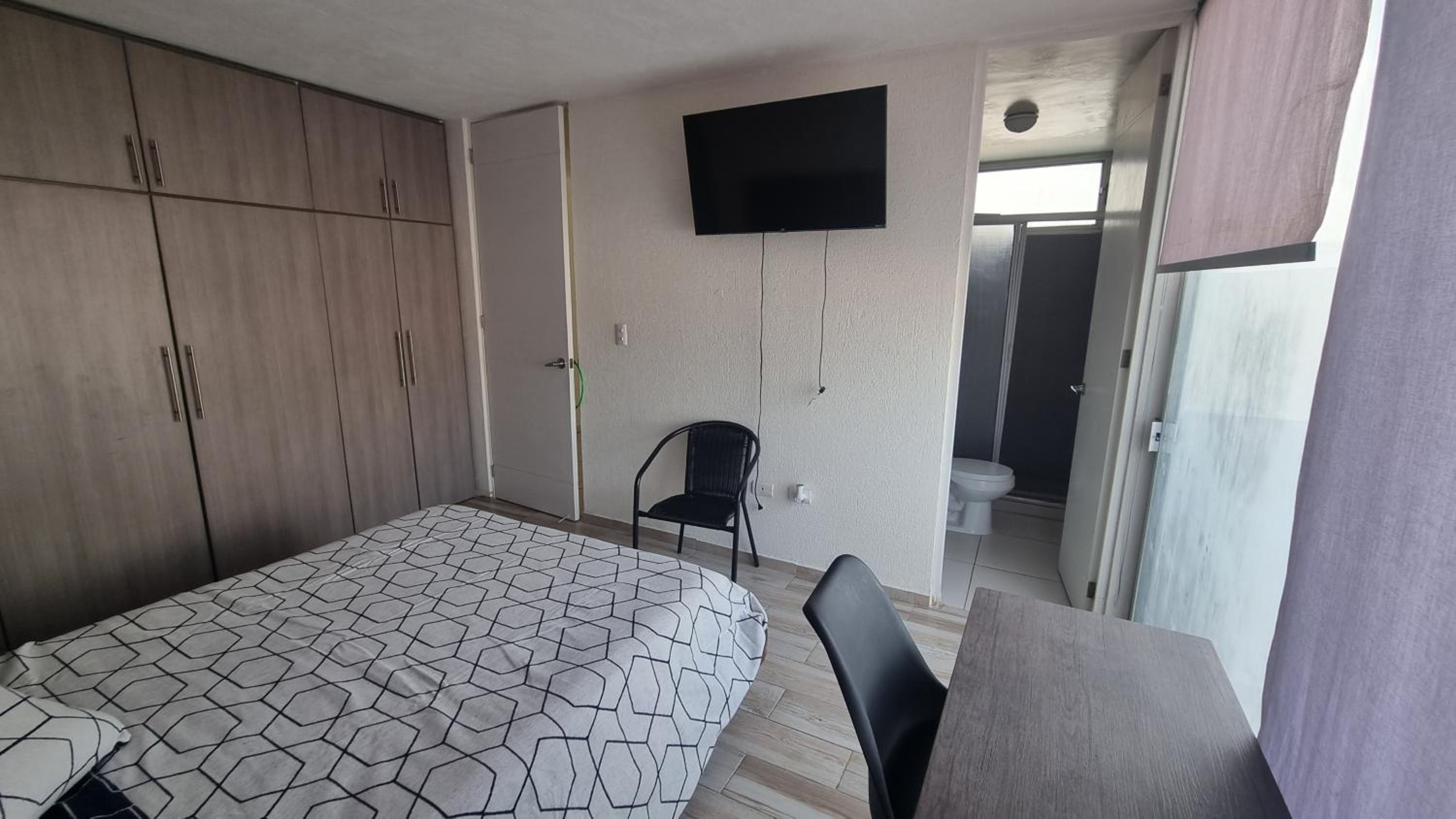 Three-Bedroom House photo 1