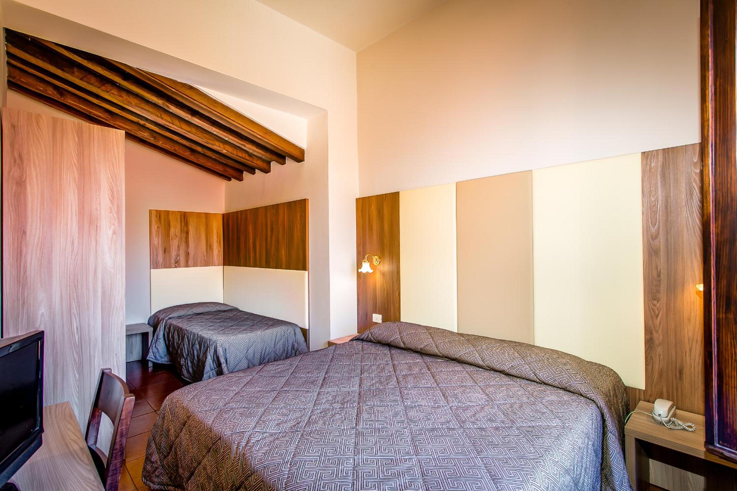 Triple Room photo 3