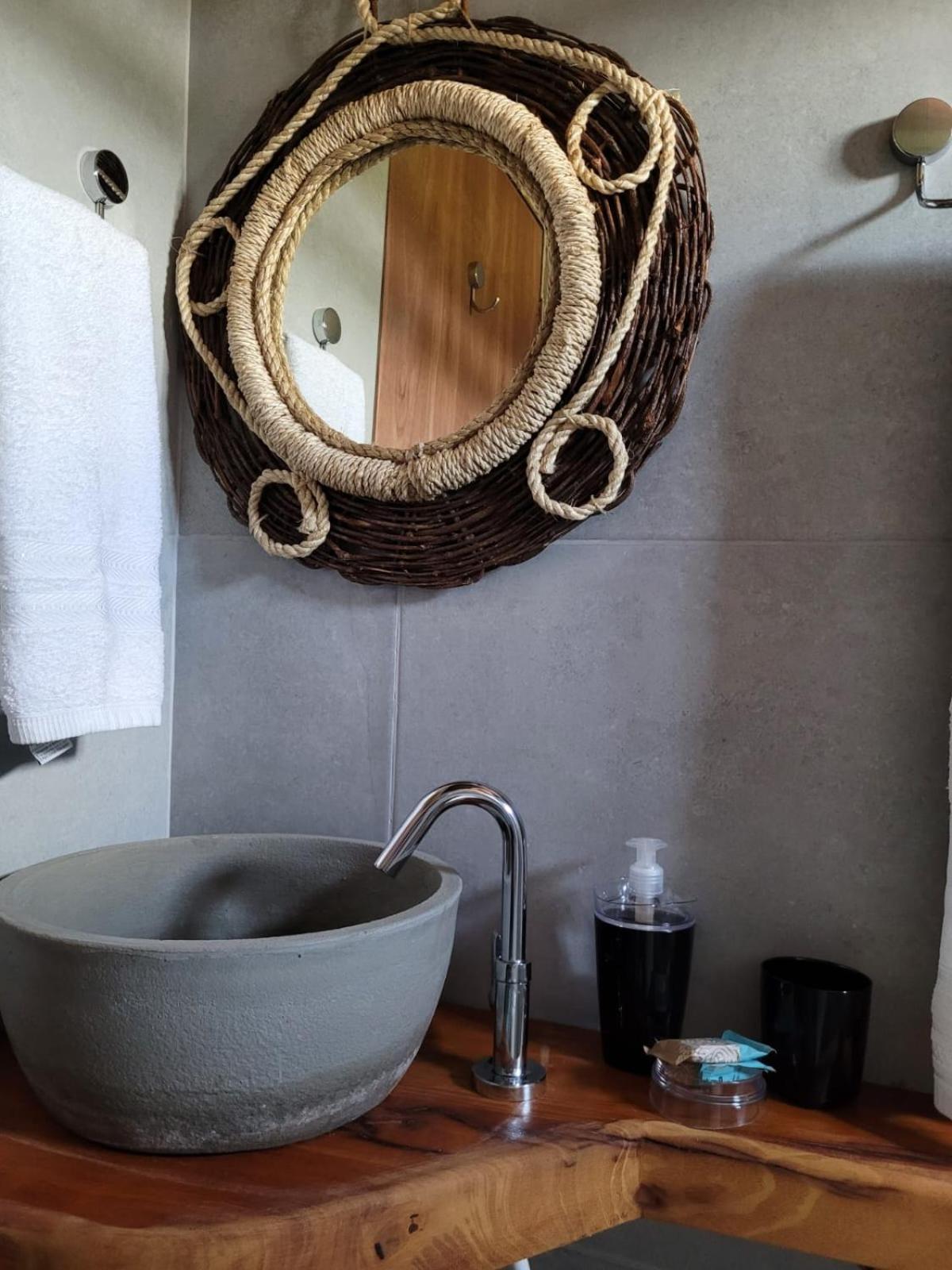 Double Room with Private Bathroom photo 3