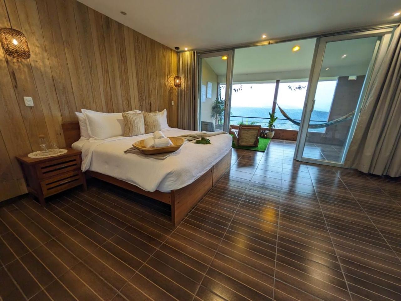 Superior Deluxe Double Or Twin Room  photo 3