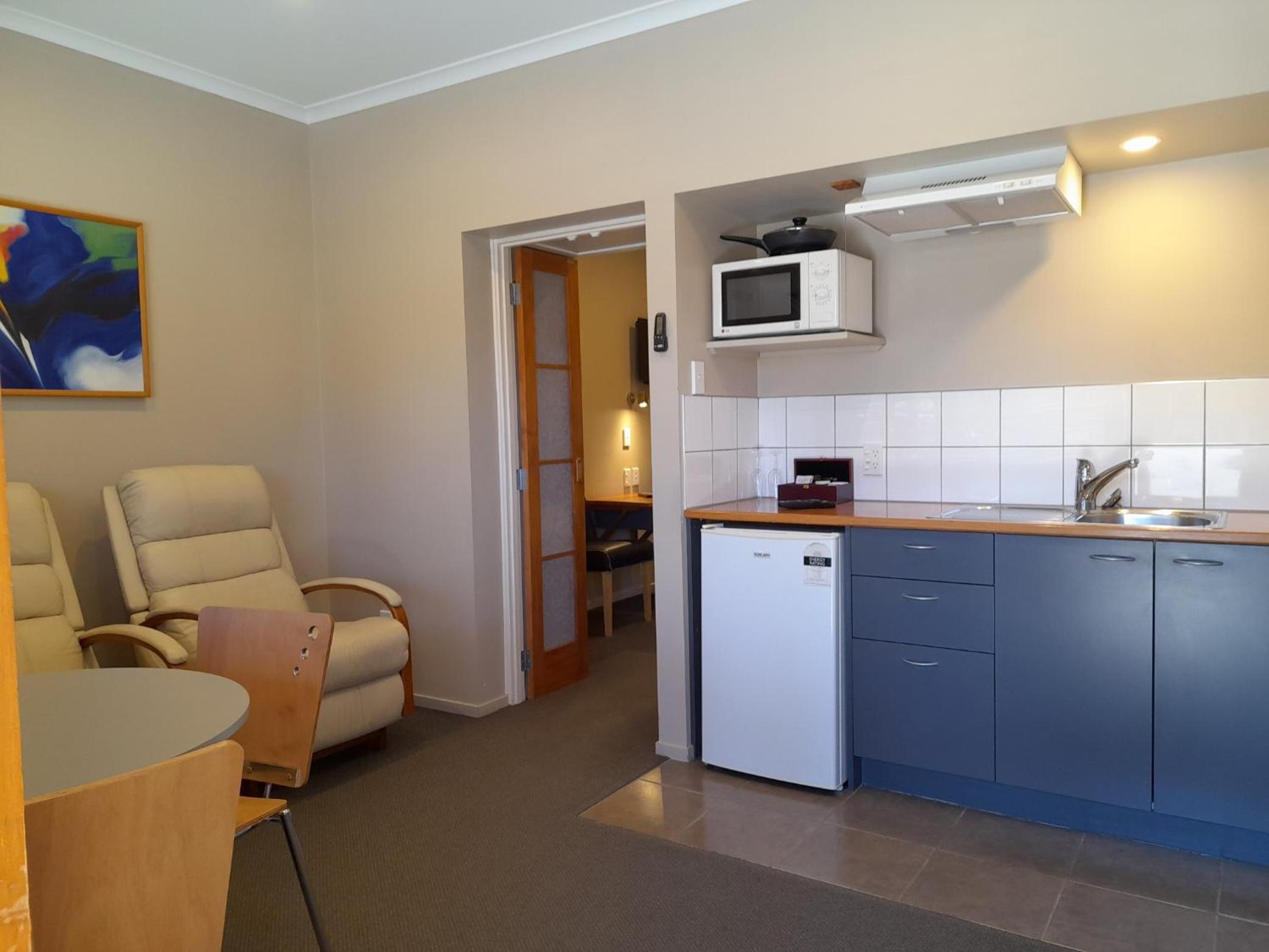 Superior Triple Room photo 2