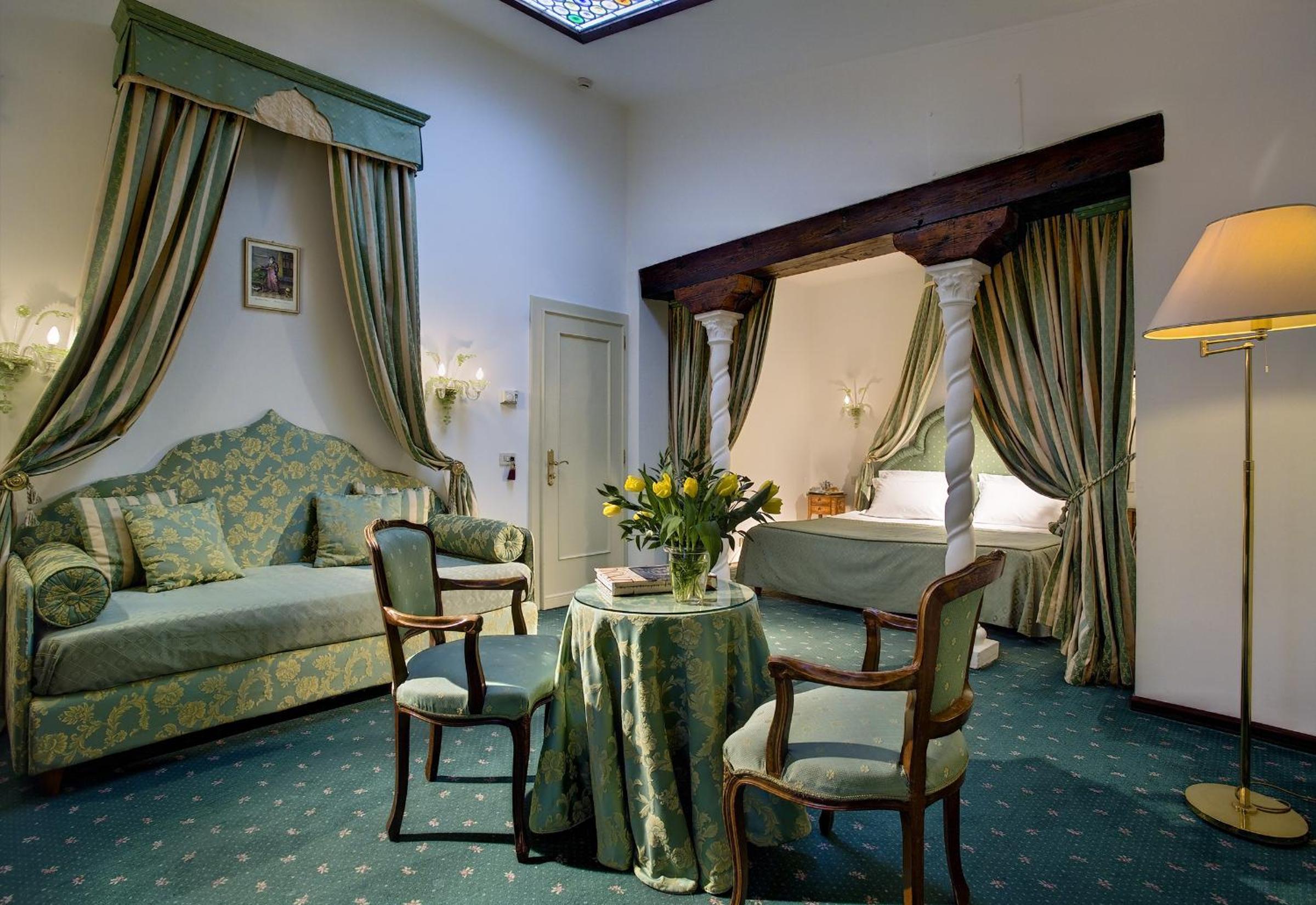 Junior Suite Prestige thumbnail 5