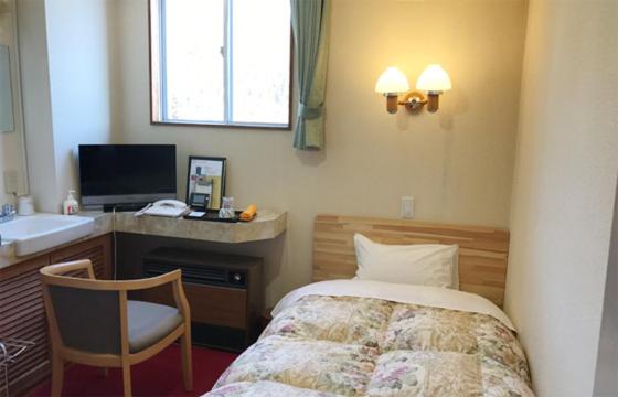 Single Room With Shared Bathroom