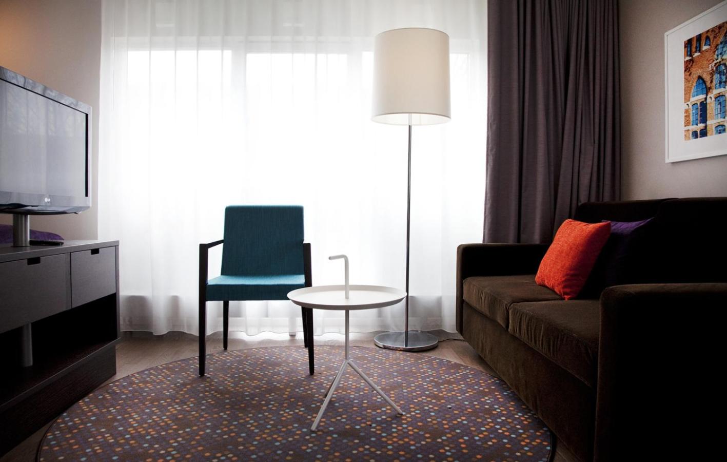 Quadruple Room - Photo 11