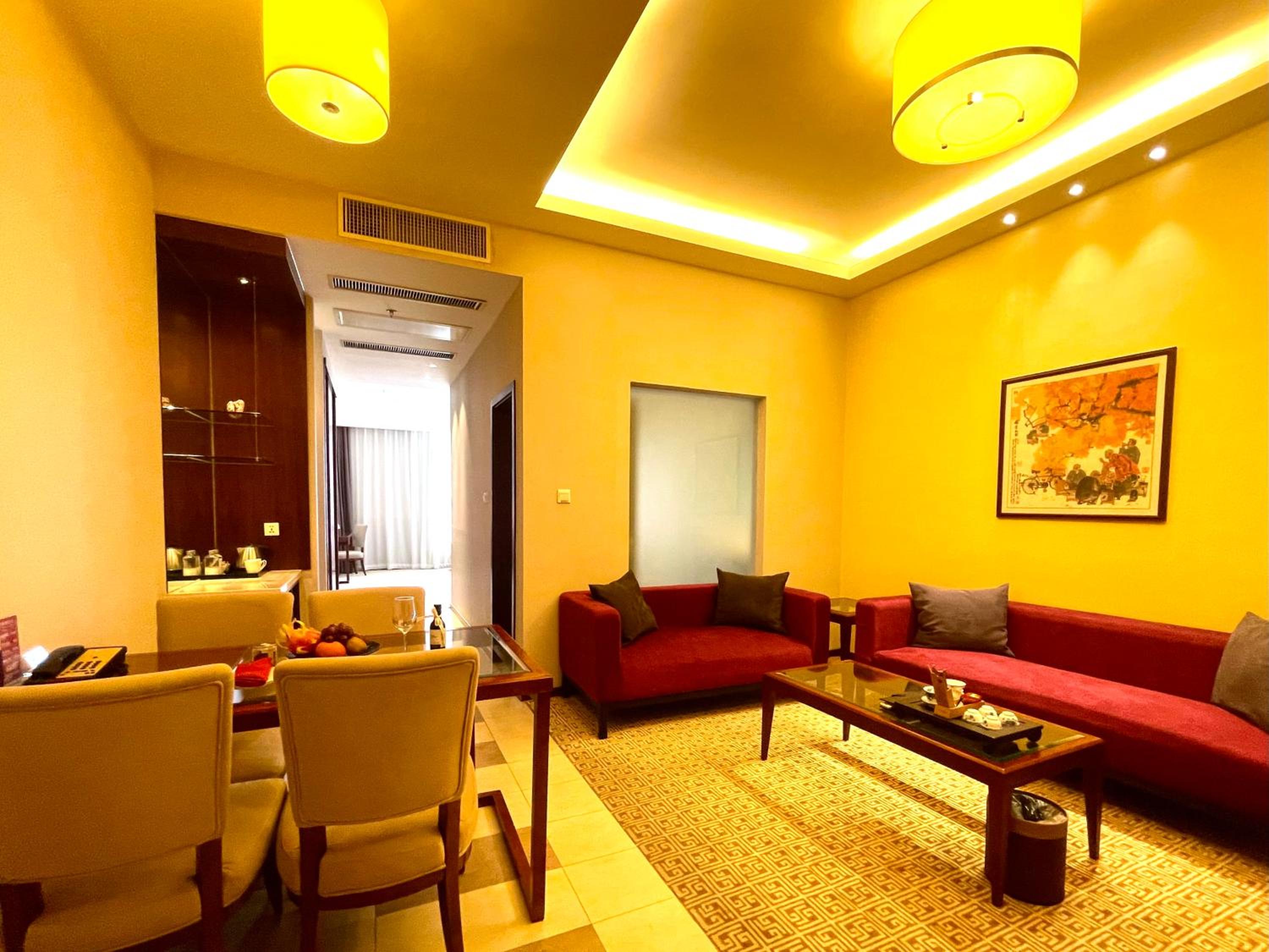 Privilege Suite photo 1