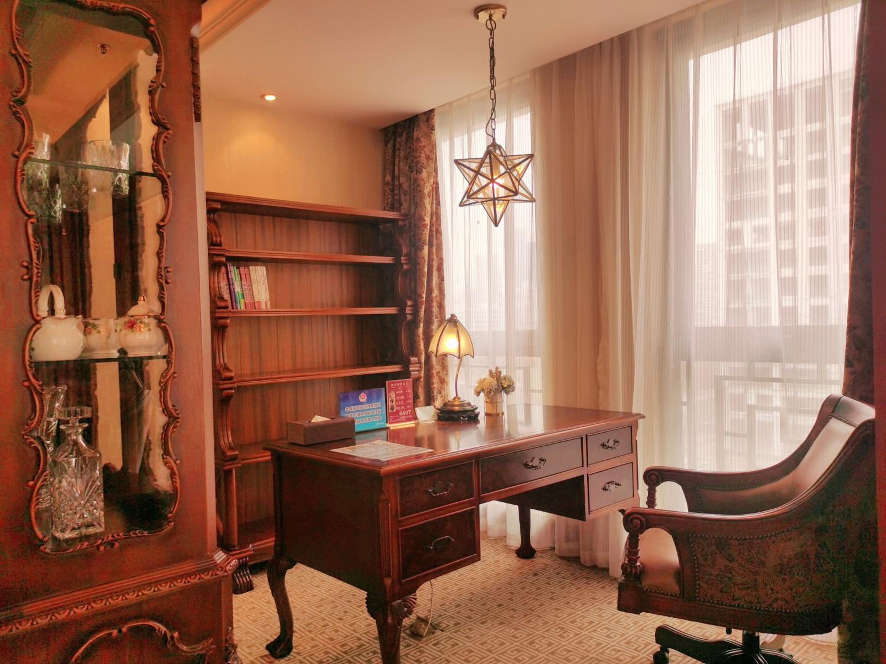 Executive Suite photo 3