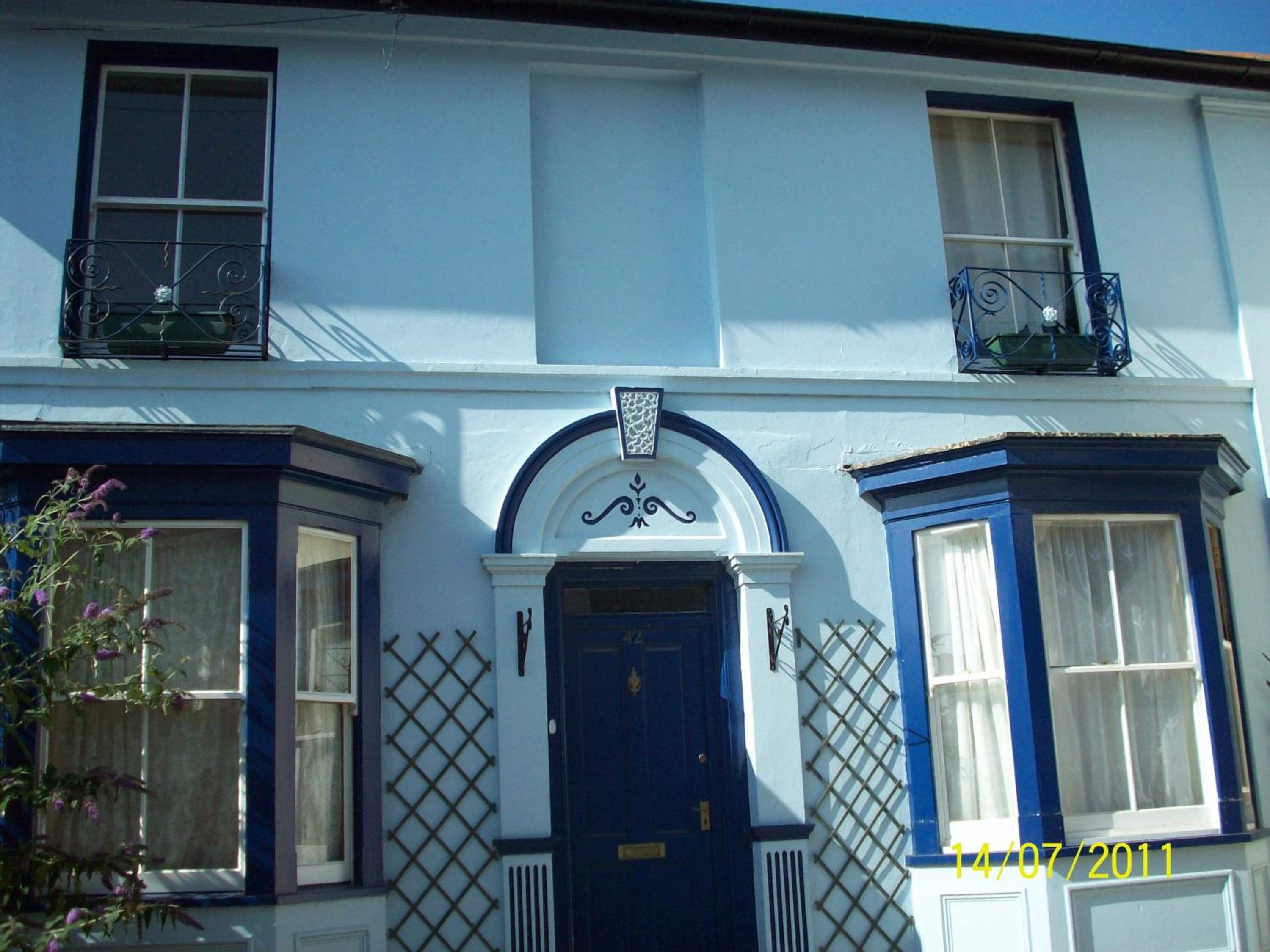 One-Bedroom Apartment (4 Adults) - F4 photo 2