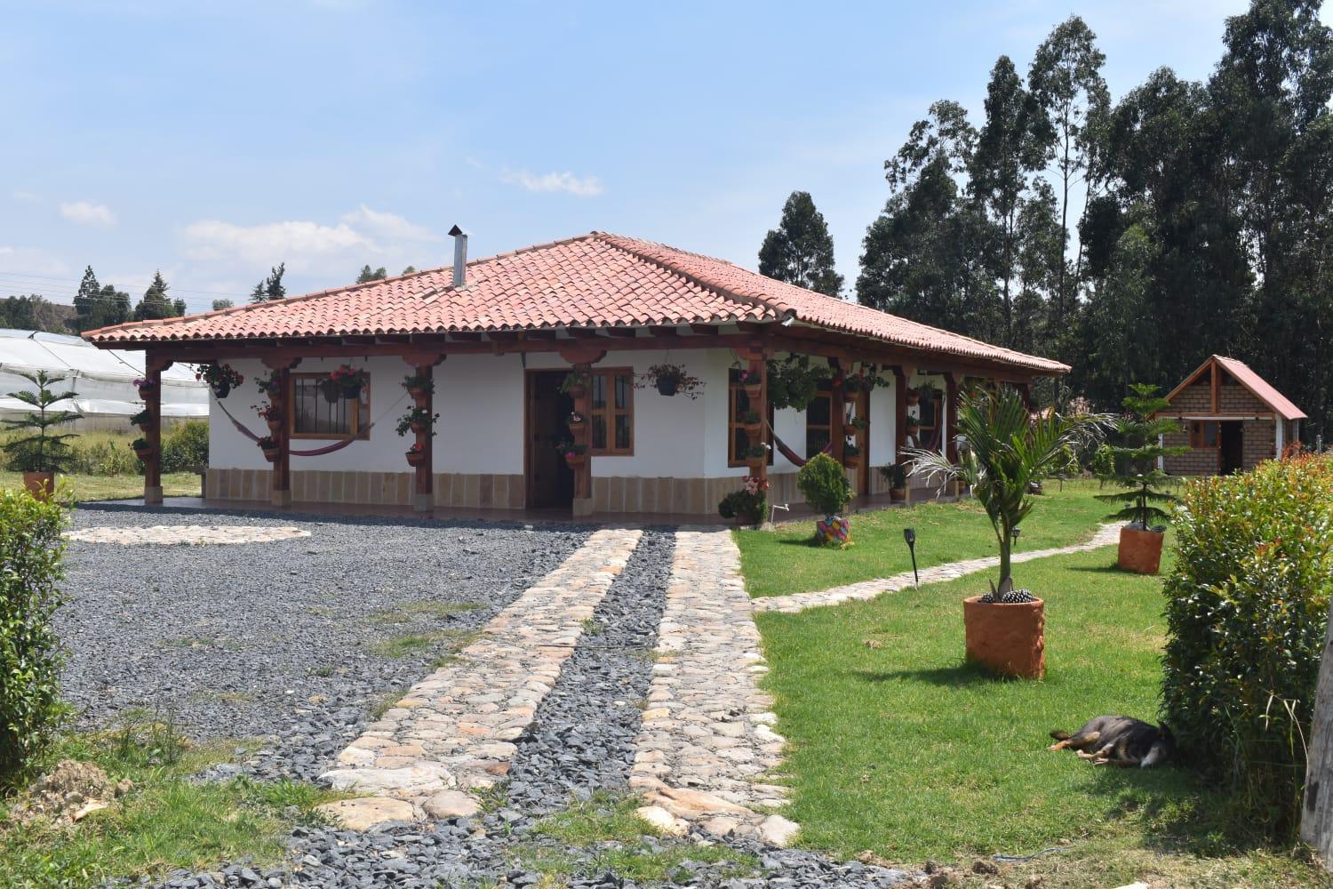 Three-Bedroom Villa photo 2