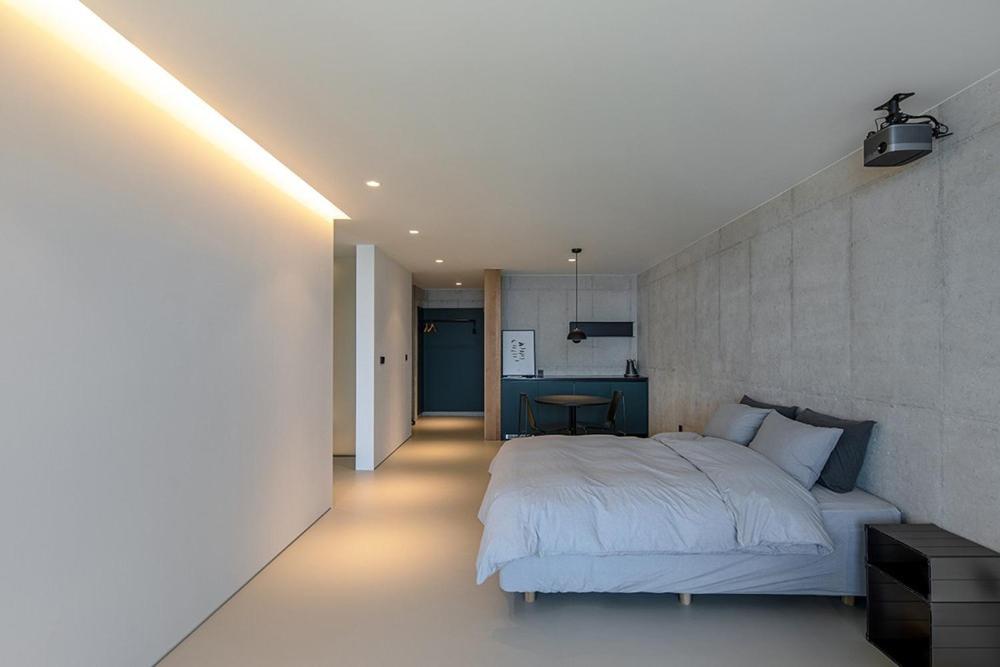 Double Room 2 photo 3