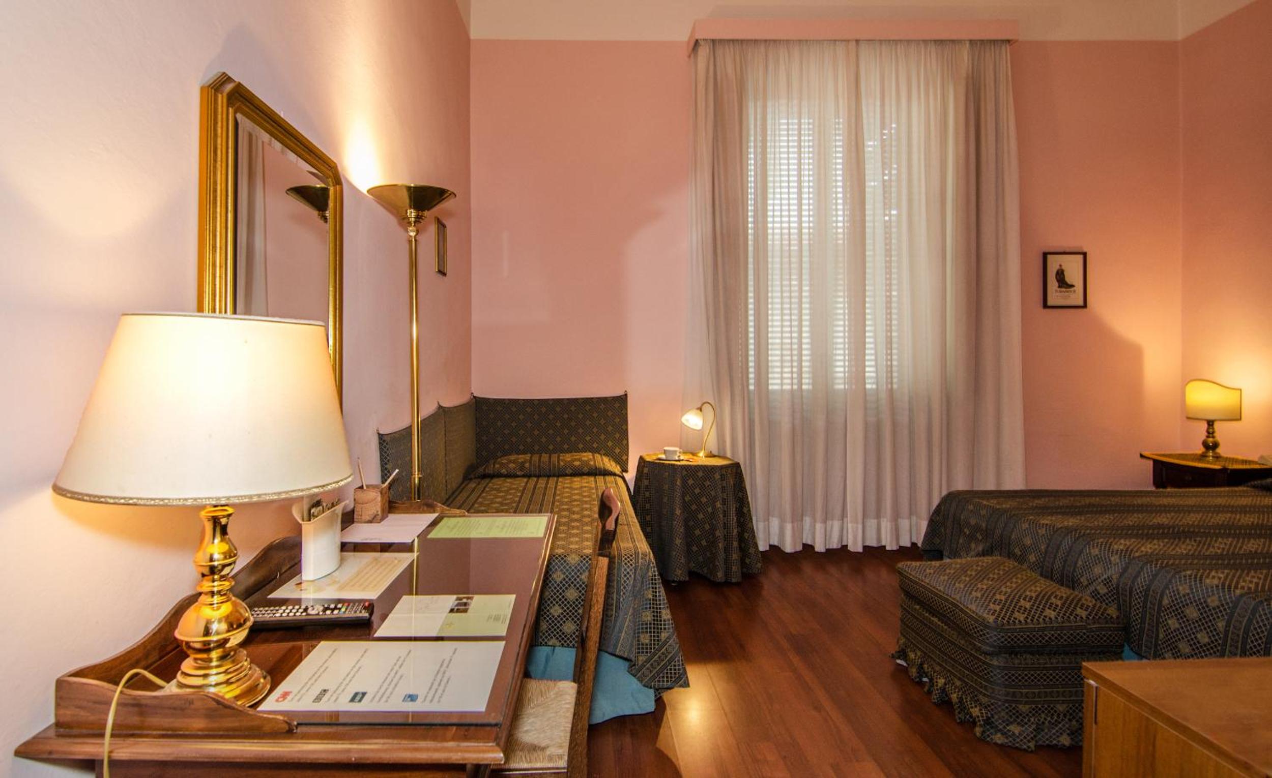 Triple Room - Photo 5
